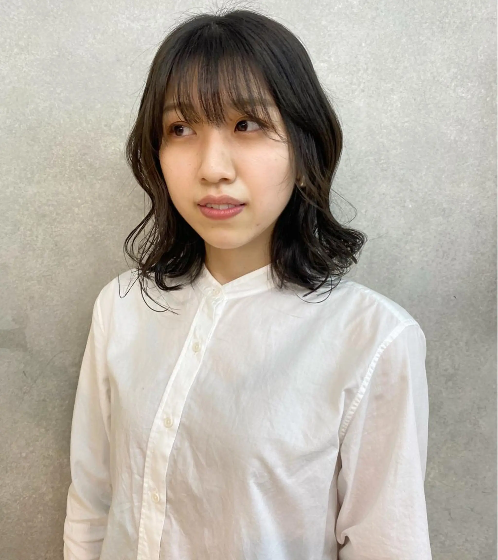 ミディアム カラー ダークグレー 顔周りカット/透明感 カラー✂️MEIのヘアスタイル