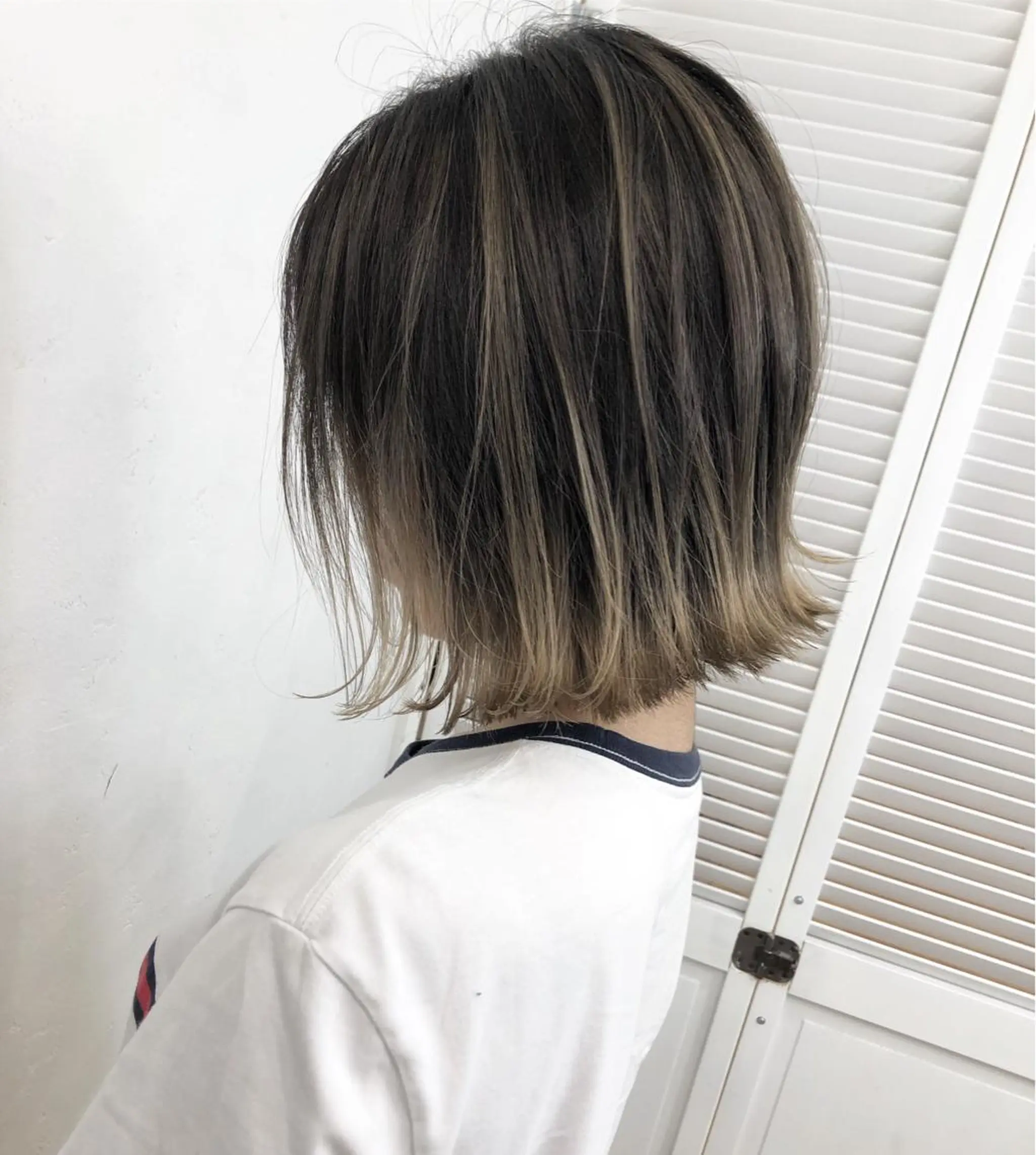 ミディアム カラー バレイヤージュ レイヤーカット ヘアカラー トリートメント ブリーチカラーレイヤ ーカット🦋annaのヘアスタイル