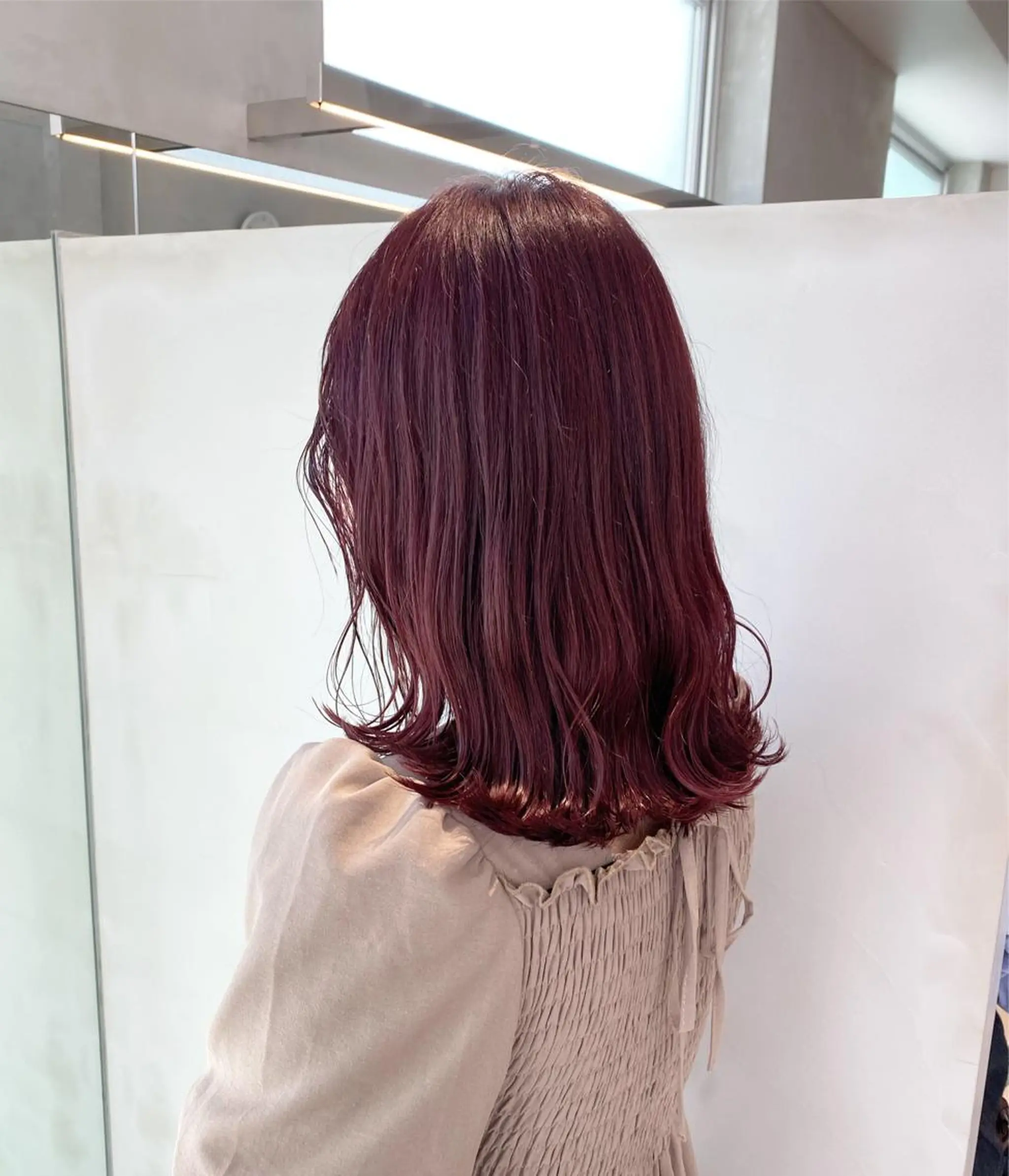 ミディアム 透明感モテ艶髪カラー Gallicaイリサのヘアスタイル