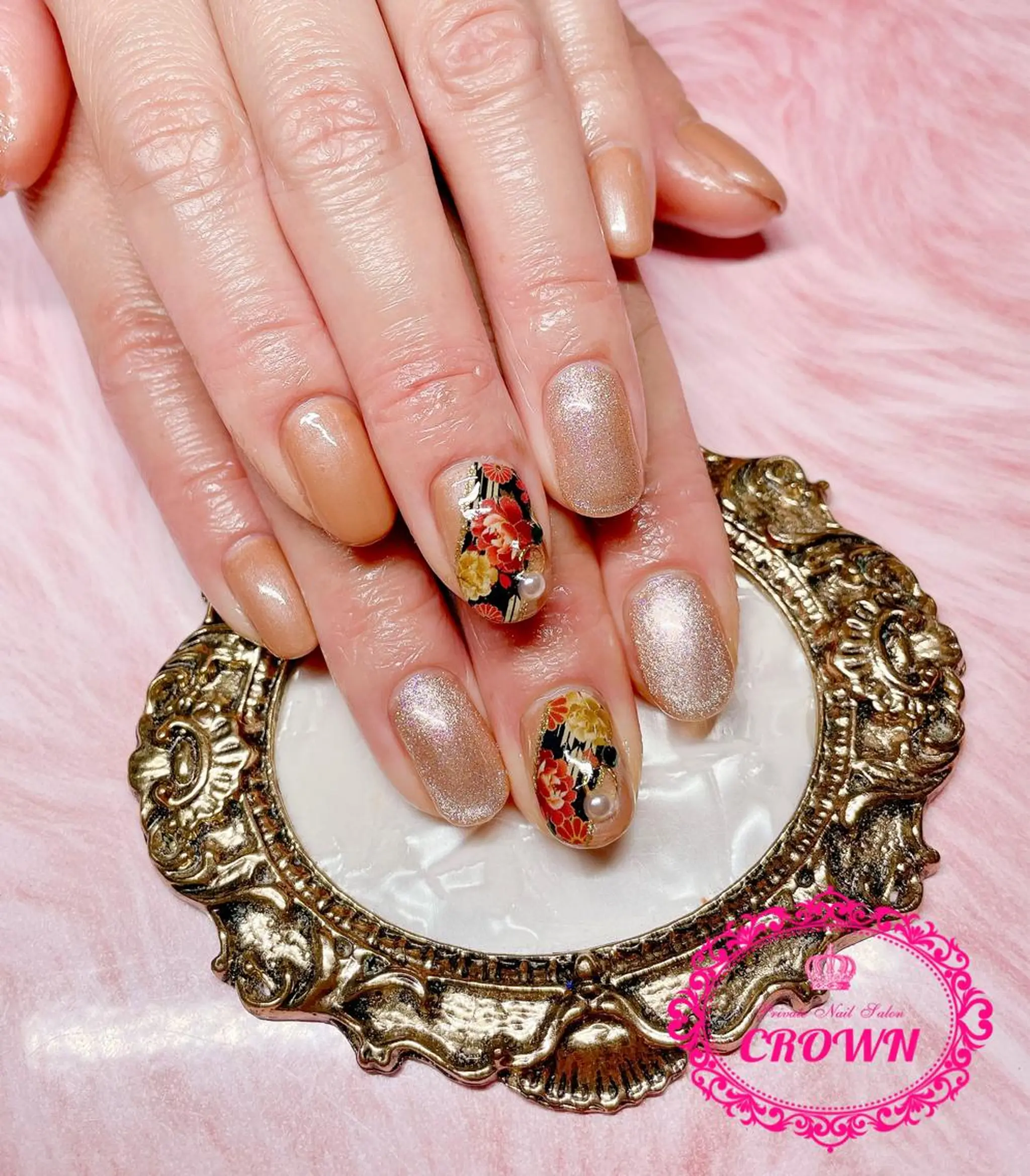 ネイル CROWN プライベートサロンのネイルデザイン