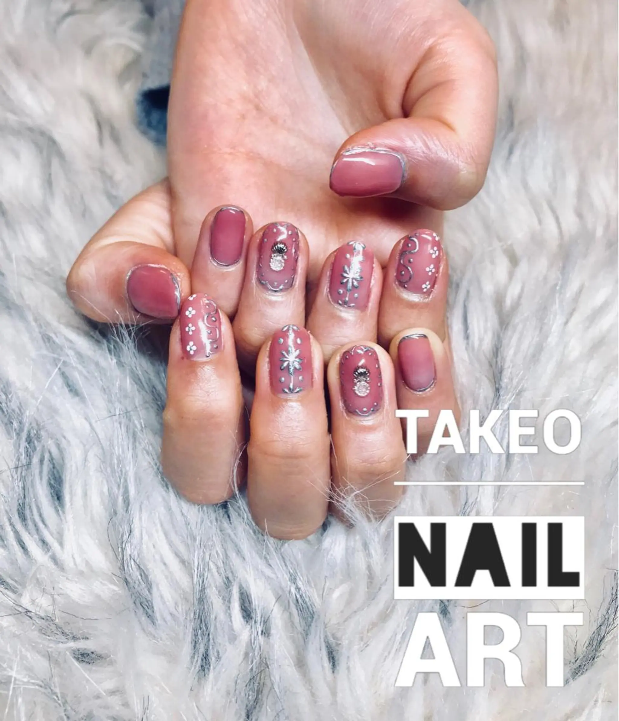 ショート ネイル シルバー nail&eye Aoのマツエク・マツパデザイン