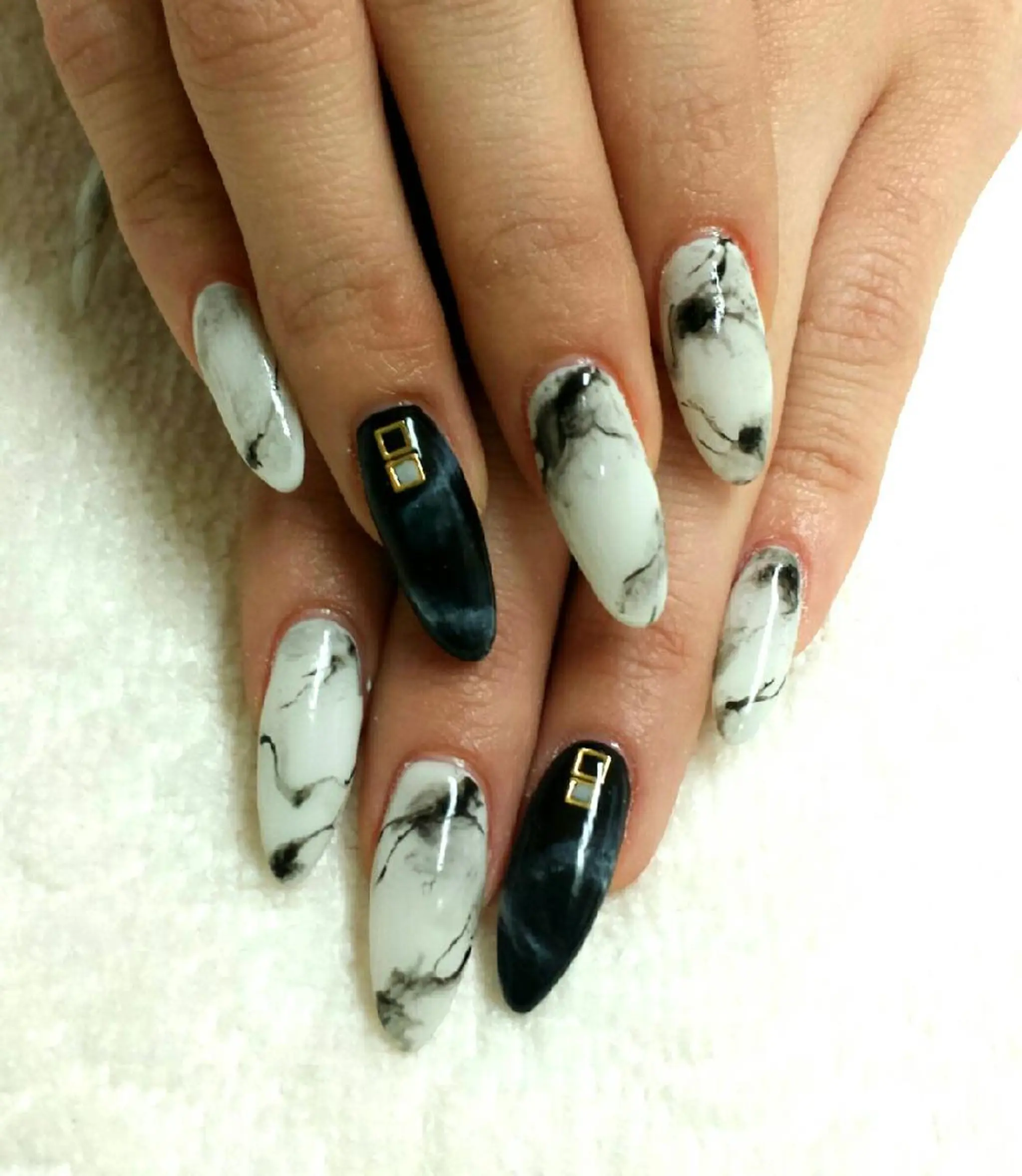 ネイル 河野ちえ (雑誌掲載サロン)のネイルデザイン