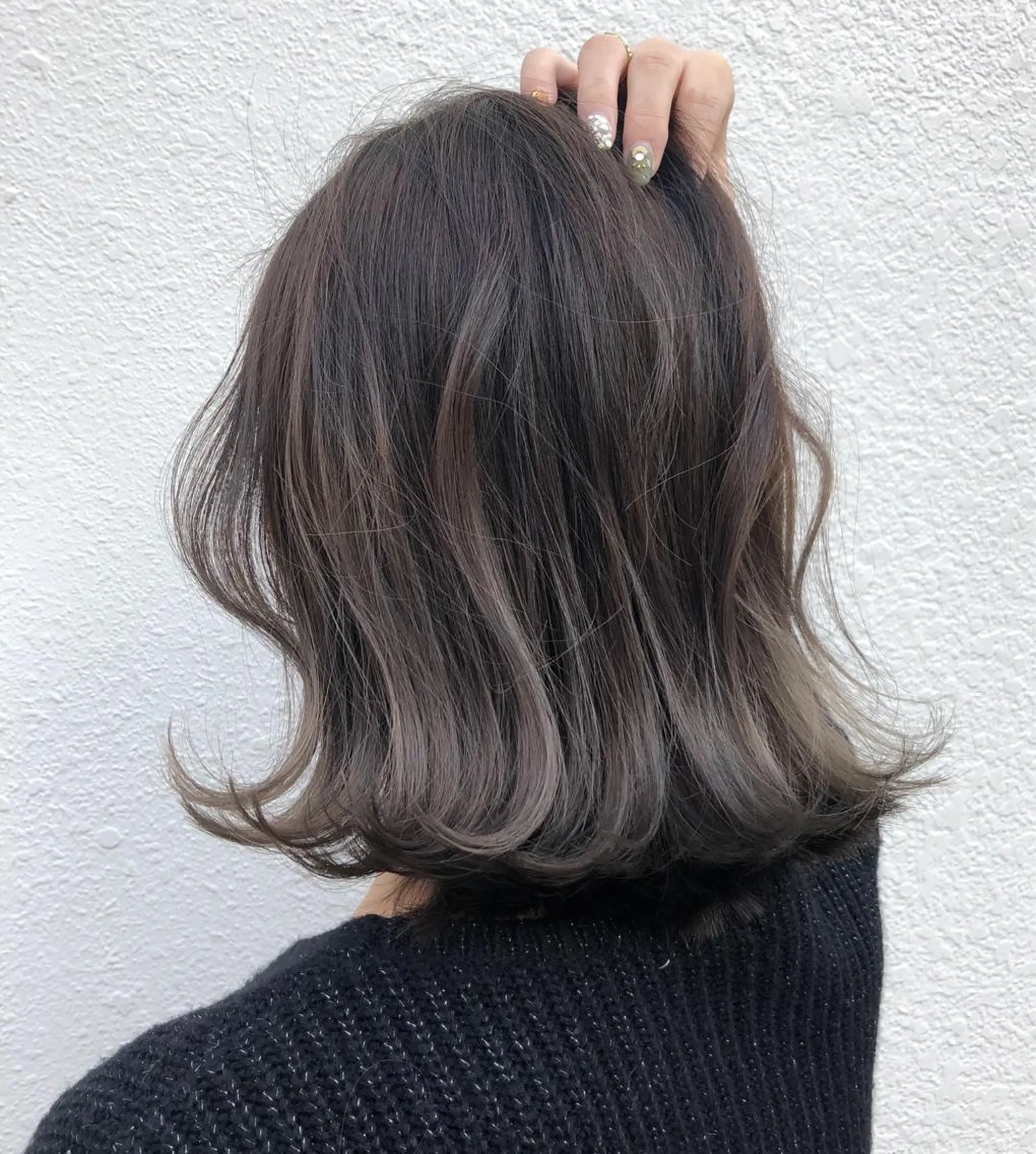 ミディアム カラー パーマ ヘアアレンジ グレージュ 脱白髪染め特化GBG 自由が丘所属・【白髪ぼかし 専門GBG】自由が丘のヘアスタイル
