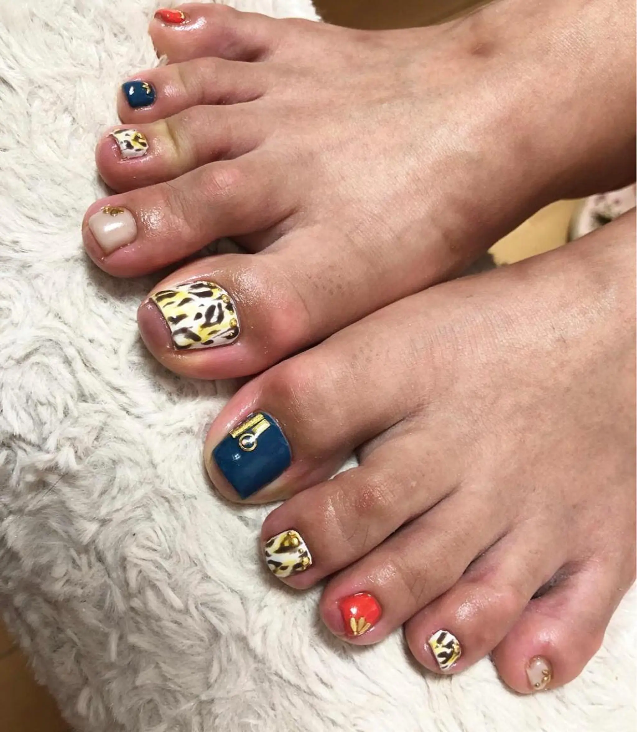 ネイル アニマル柄 フットネイル Nailsalon Ｒ《喜多見3分》のネイルデザイン