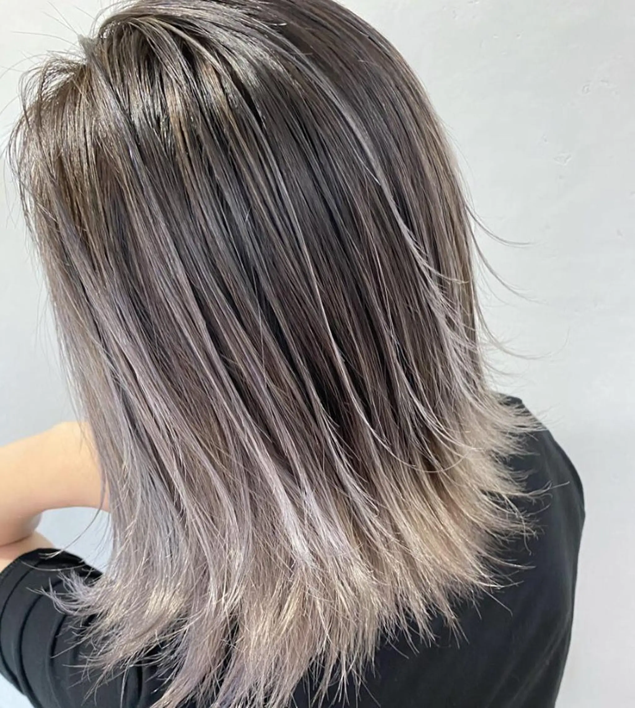 セミロング カラー カット ヘアカラー トリートメント ブリーチ毛縮毛矯正 👑山口のヘアスタイル