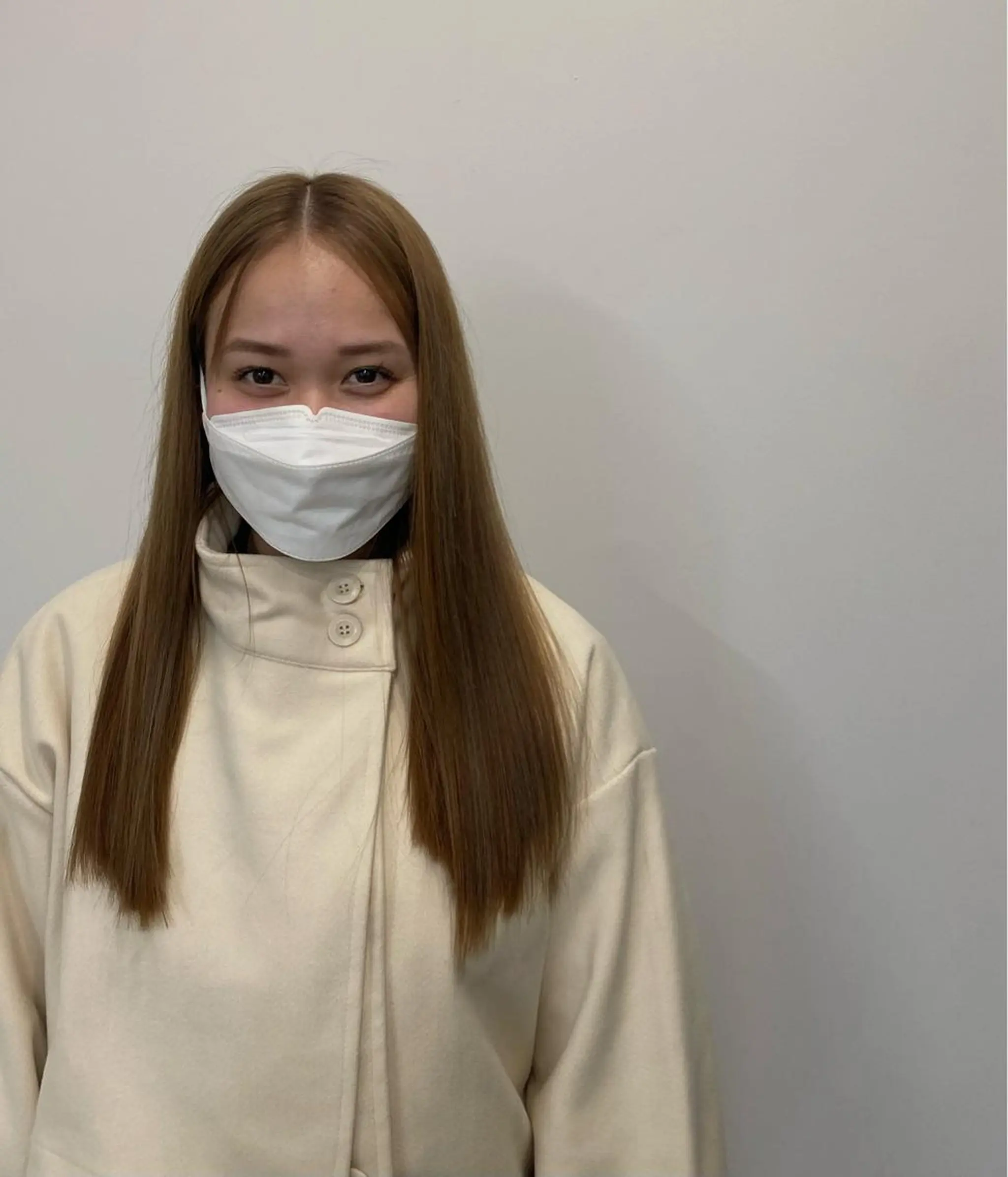 セミロング カラー ブリーチ デザインカラー ハイトーンカラー 似合わせカット ウルフカット sunc所属・梅田l大人韓国ヘア レイヤー×艶カラーのヘアスタイル