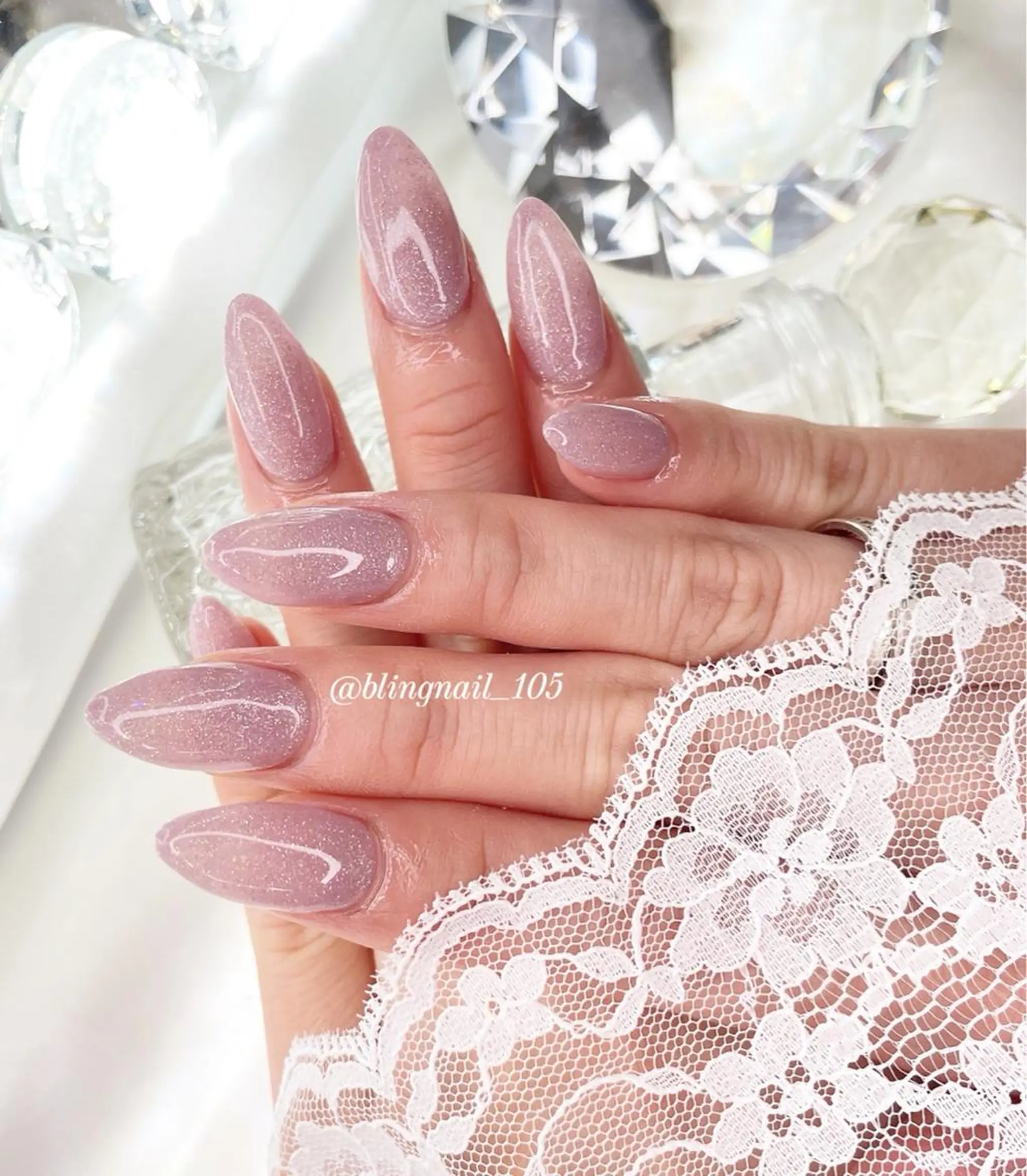 ネイル 23時まで❤︎韓国、 ワンホンネイルのネイルデザイン