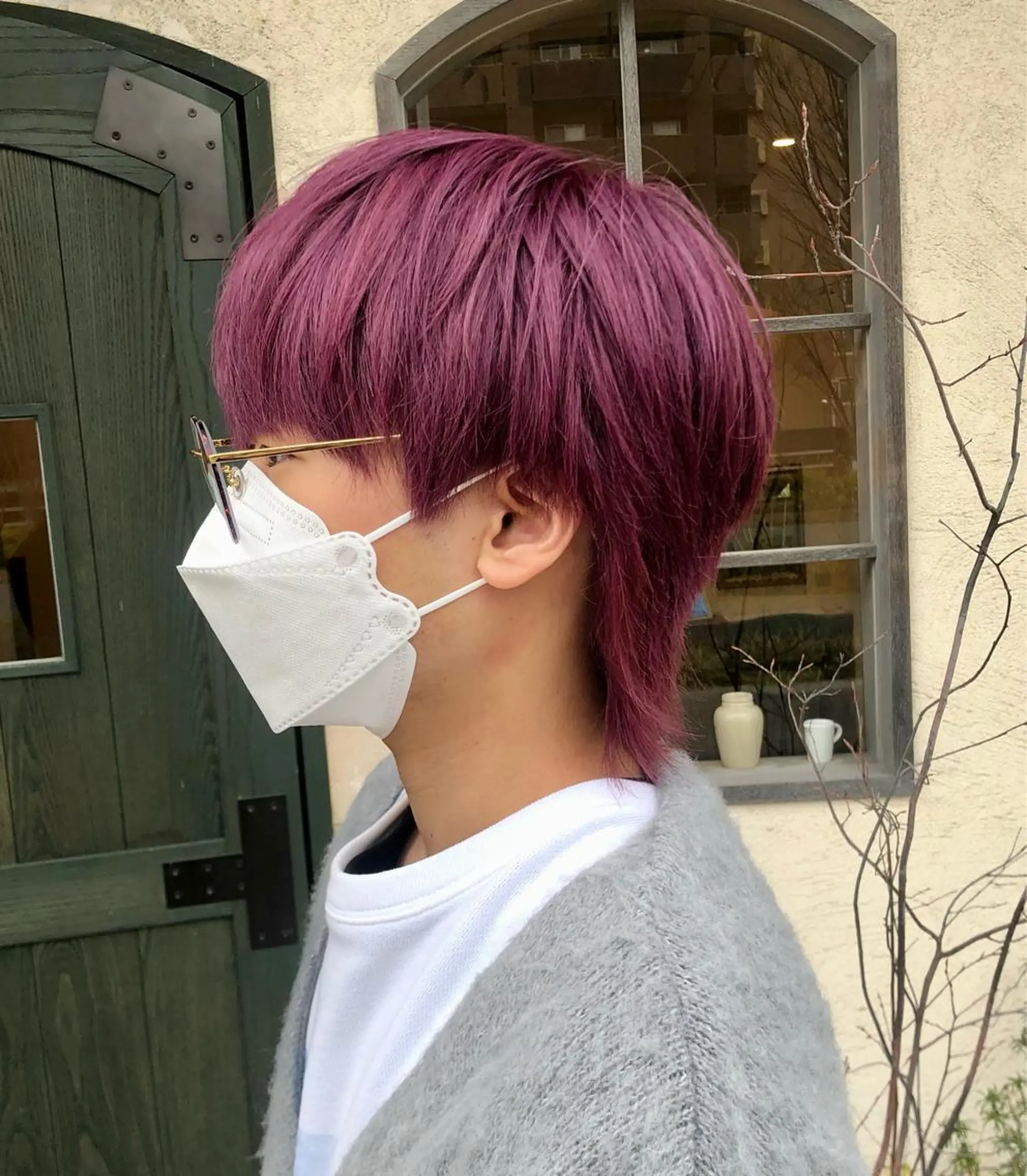 カラー メンズ メンズブリーチ マッシュ メンズウルフカット ブリーチ ピンクカラー rocca所属・鮫島 連のヘアスタイル