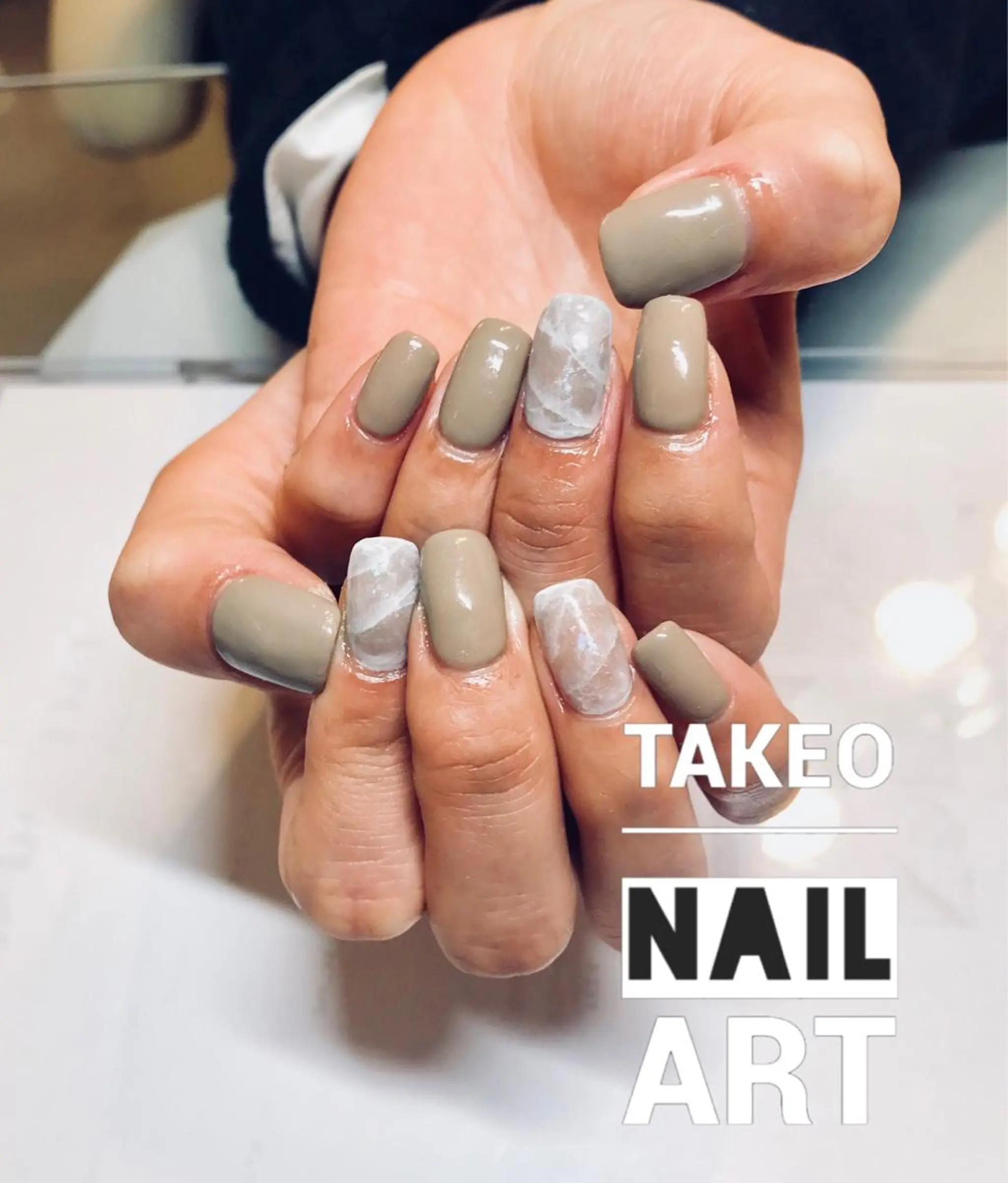 ミディアム ネイル 大理石ネイル(マーブル) ハンドネイル ハンドケア nail&eye Aoのマツエク・マツパデザイン