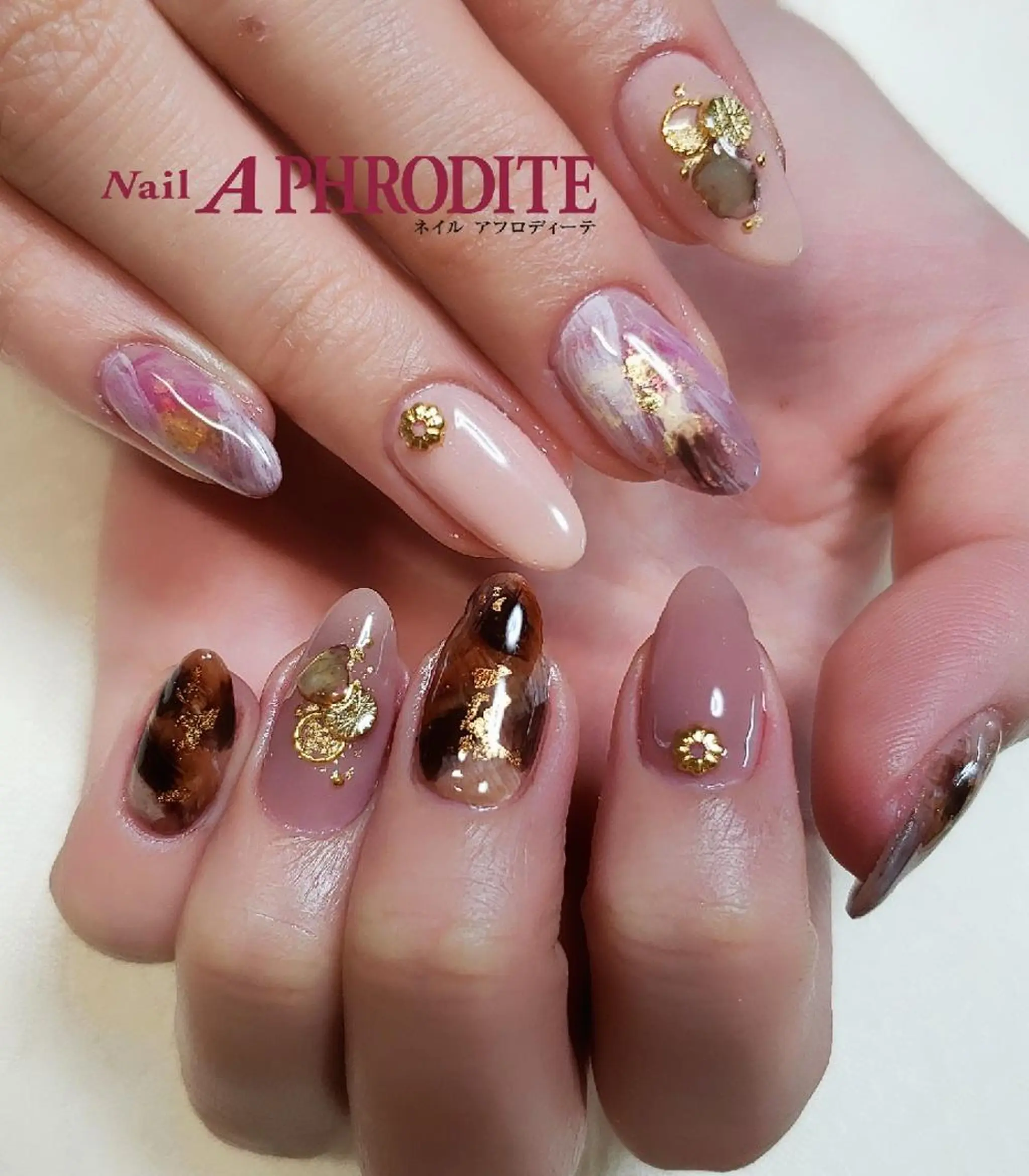 ネイル Nail  Aphroditeのネイルデザイン