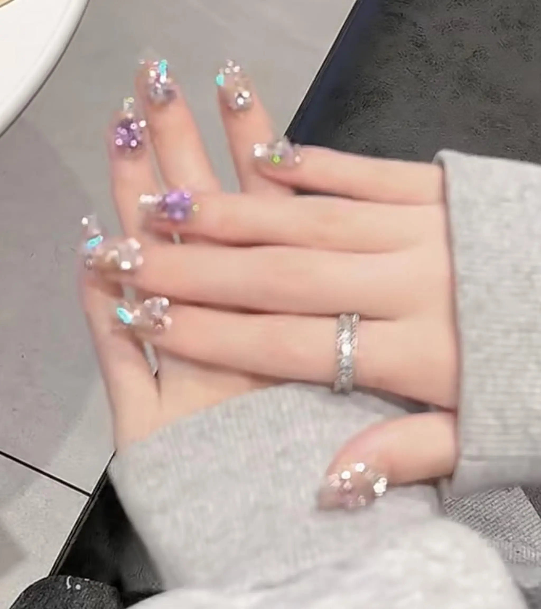 ネイル フットネイル フレンチネイル ガラスフレンチ 韓国ネイル マグネットネイル AB マツエクネイルサロンのネイルデザイン