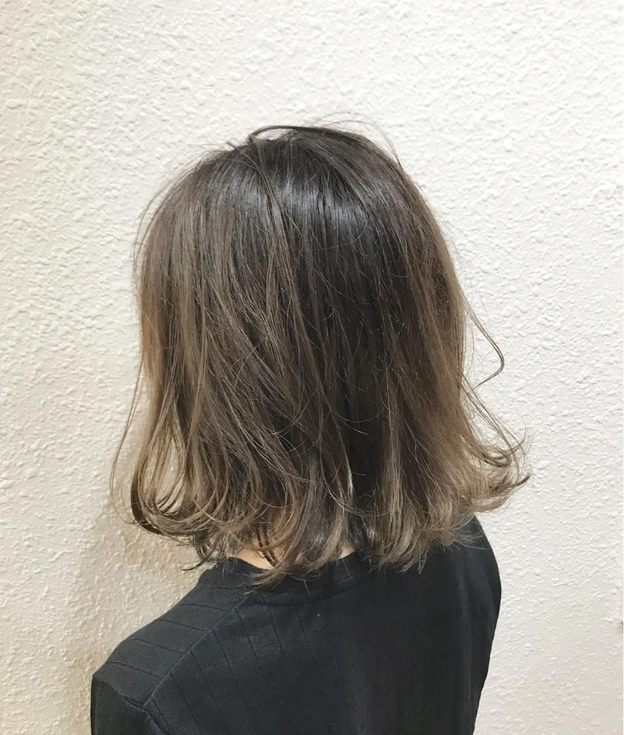 カラー バレイヤージュ グラデーションカラー she2.shinjuku所属・takumi Hのヘアスタイル
