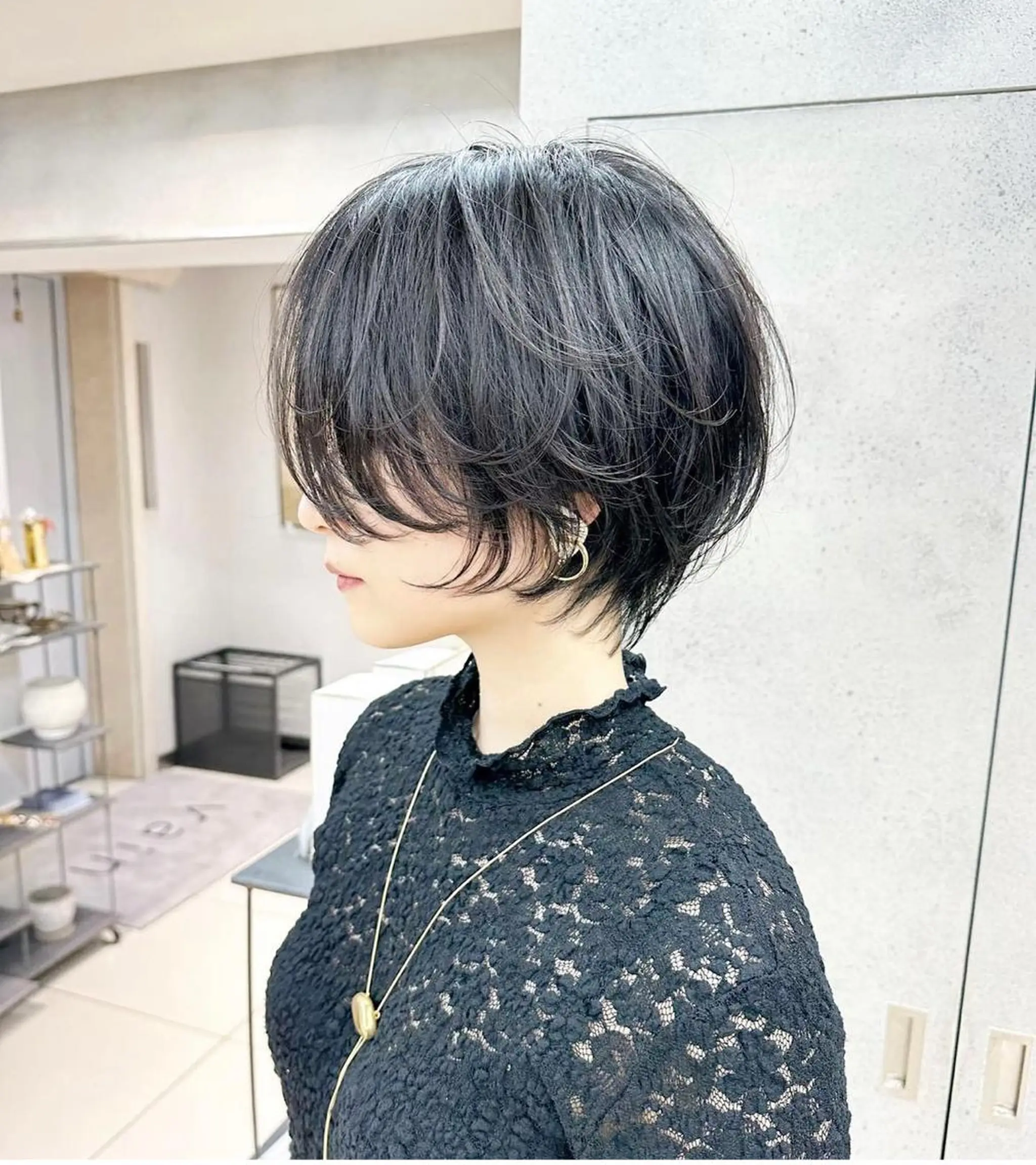 ショート カラー ボブ・顔まわり 💎愛唯(めい)のヘアスタイル