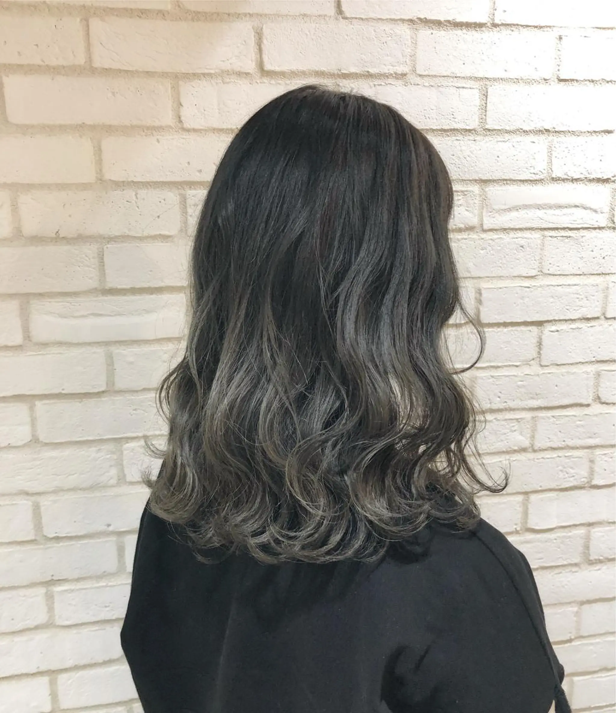 カラー グラデーションカラー グレージュ she2.shinjuku所属・takumi Hのヘアスタイル