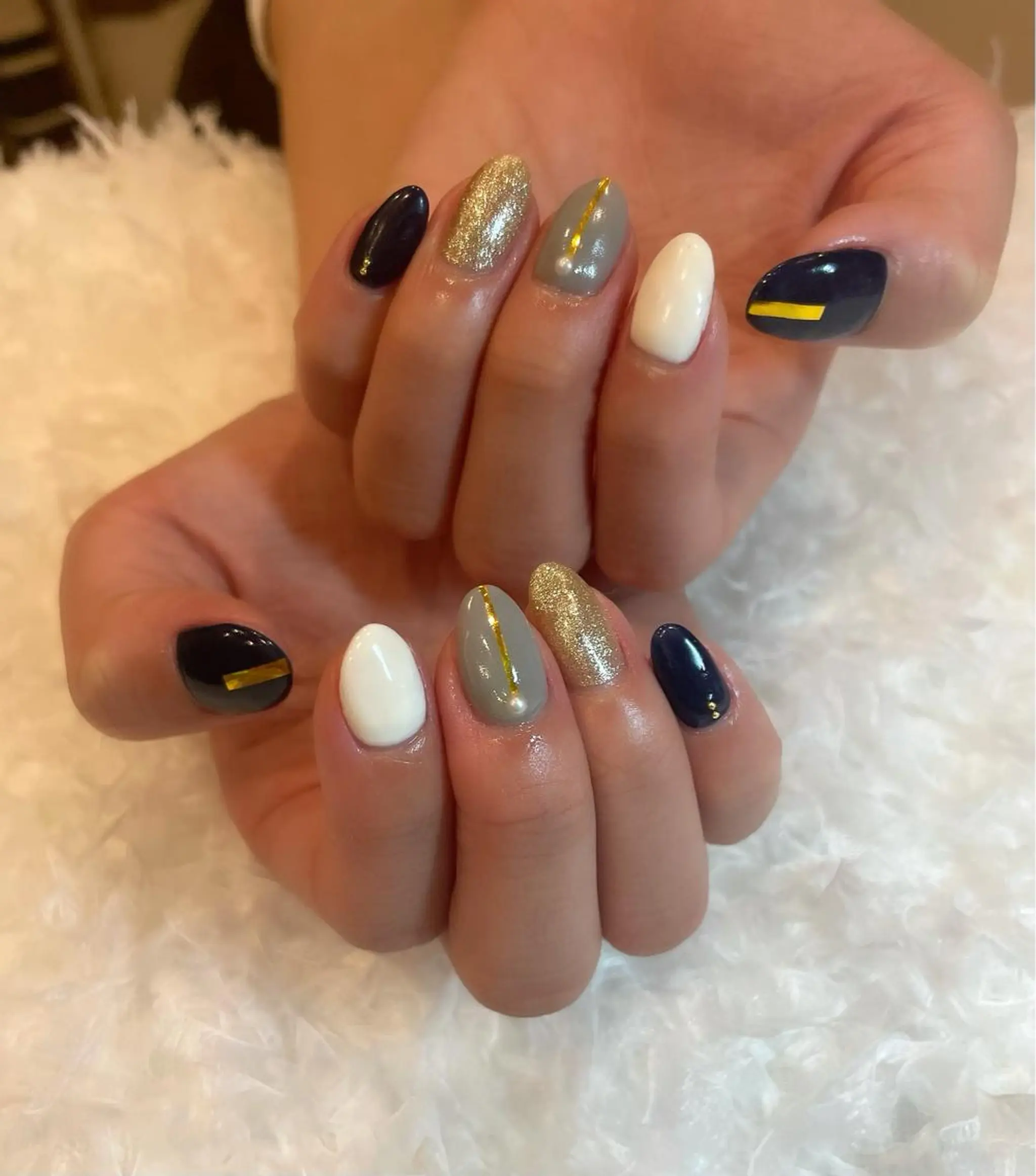 ネイル ネイビー ささき れいなのネイルデザイン