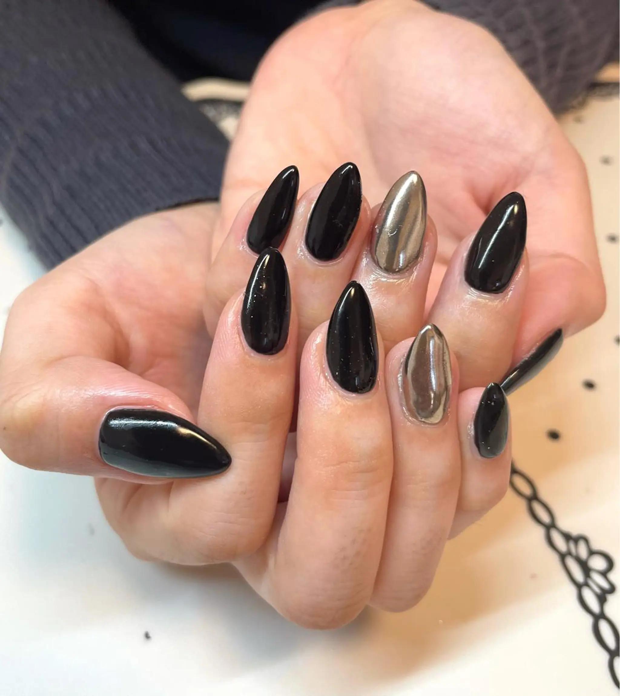 ネイル ミラーネイル nailsalon sugarr所属・nailist cocoのネイルデザイン