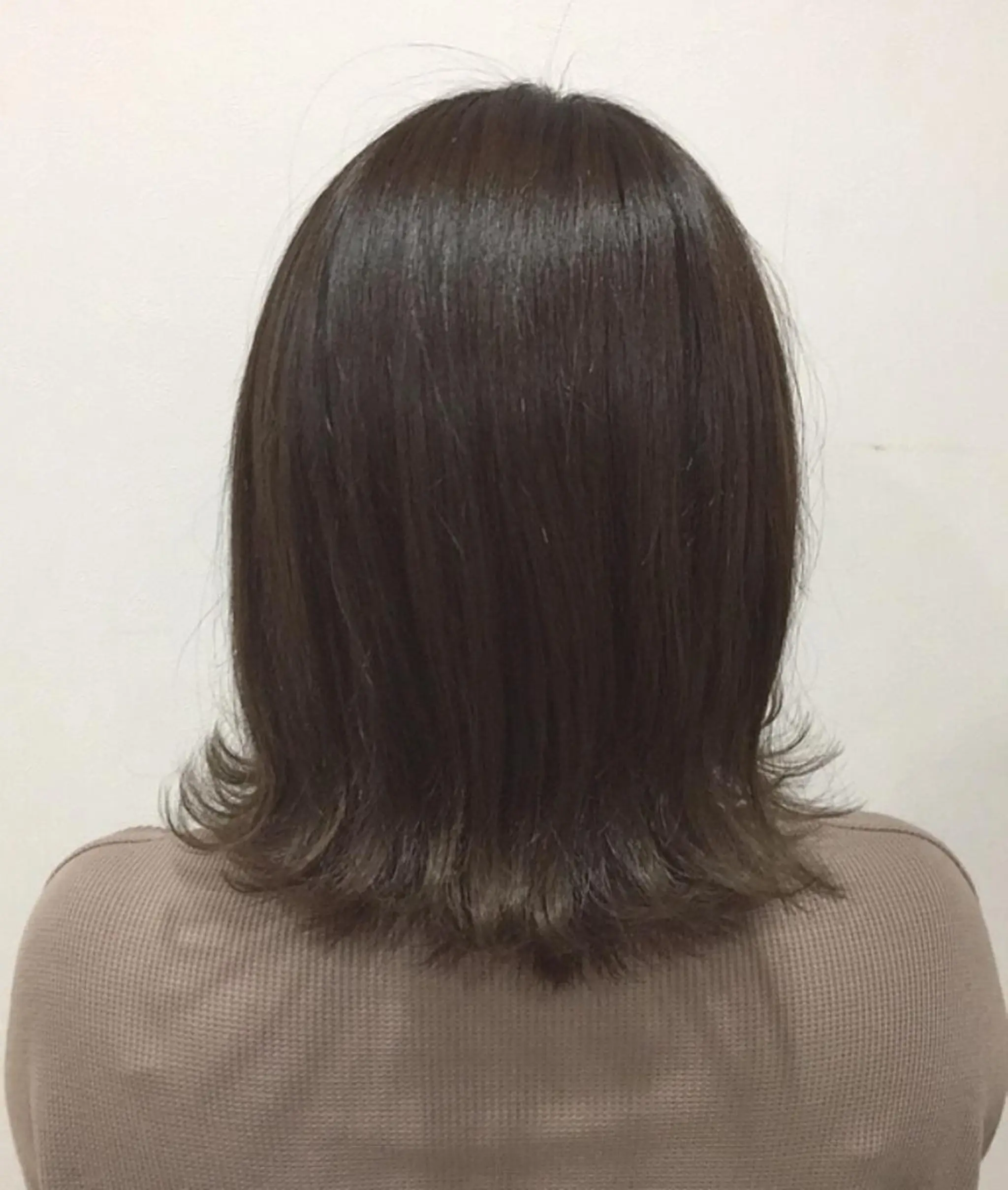 ミディアム カラー 脱白髪染め美容師 竹内涼乃のヘアスタイル