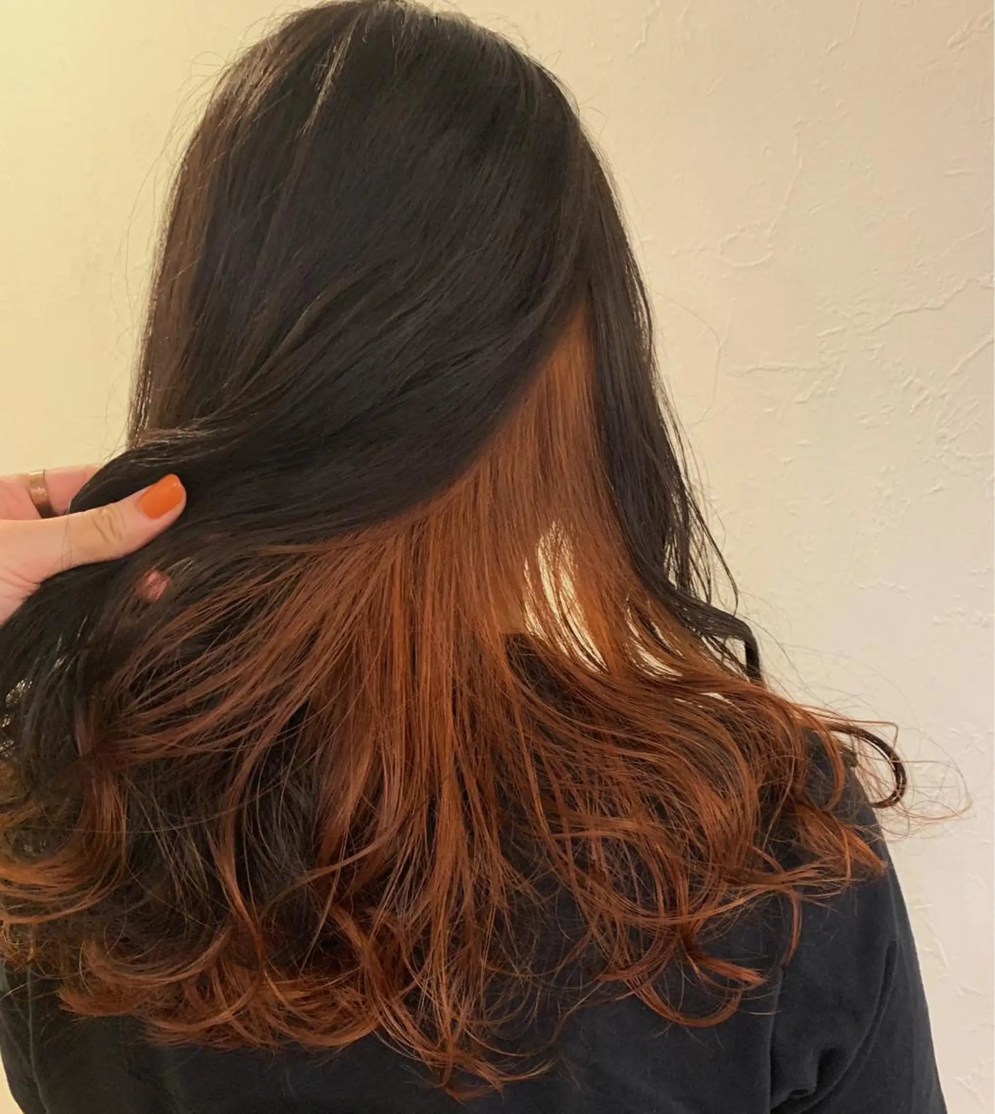 セミロング カラー インナーカラー オレンジ ヘアカラー m ā l o.🌷 サカモトマイコのヘアスタイル