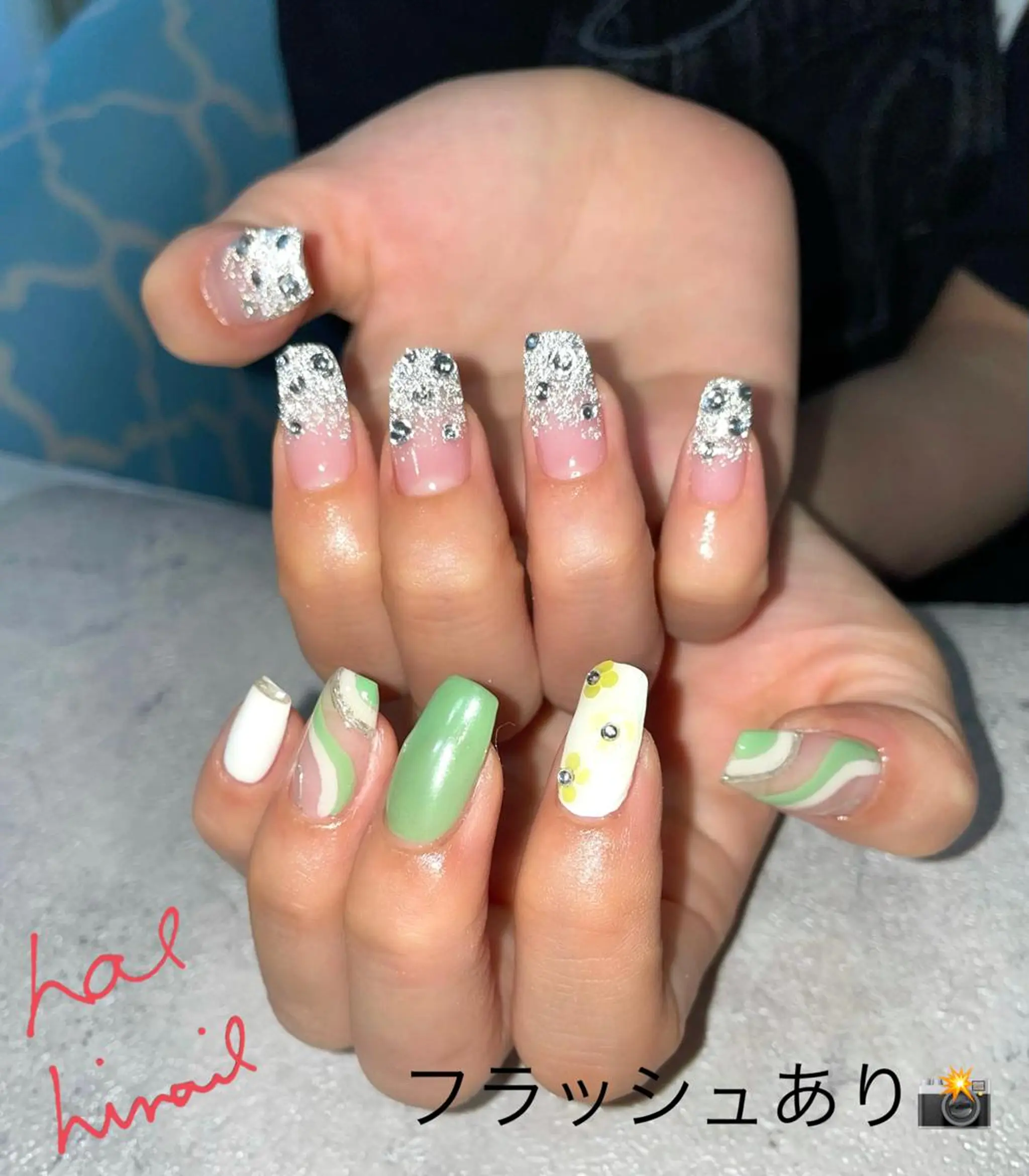 ネイル フラッシュネイル ニュアンスネイル はるひな ねいるのネイルデザイン