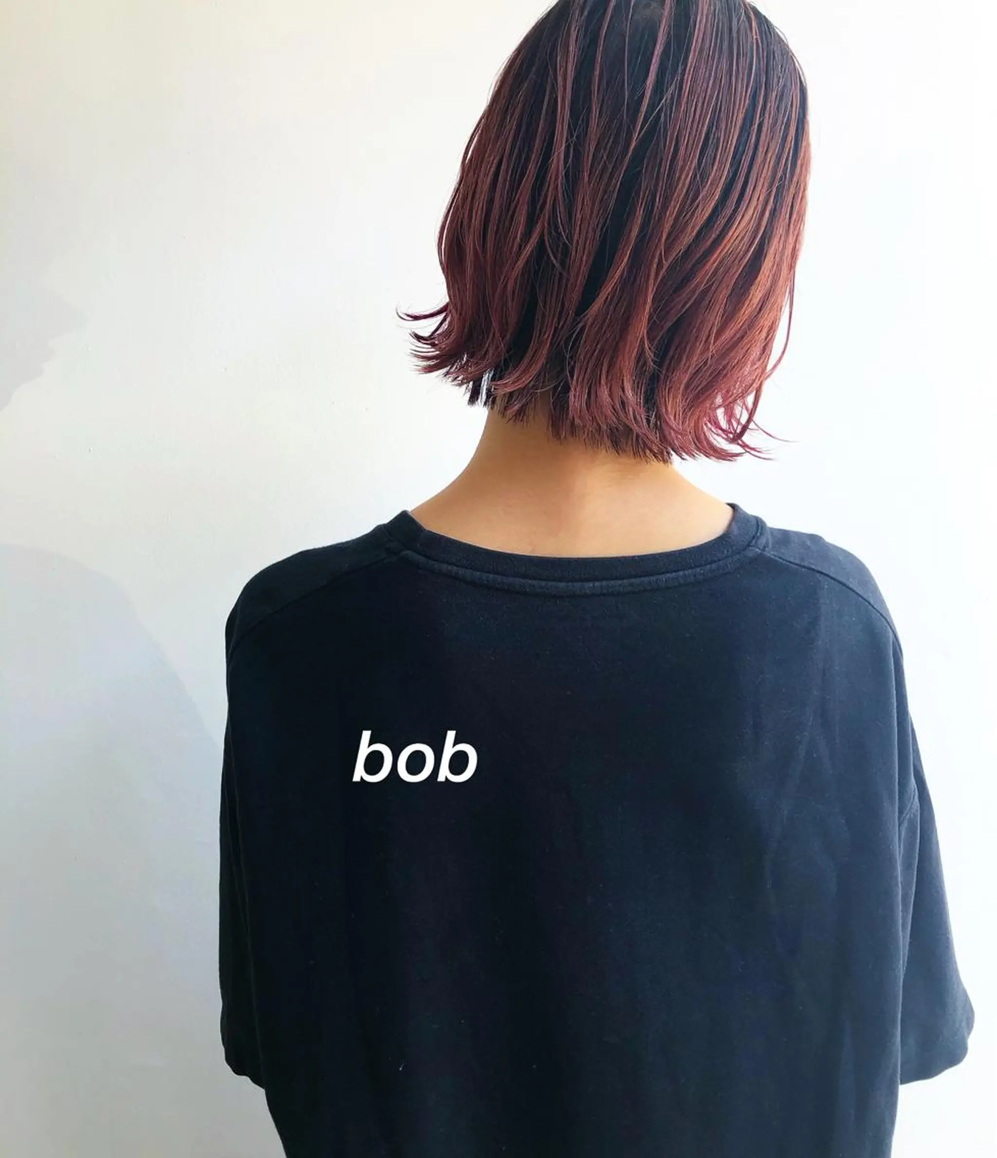 ショート カラー THE DAY所属・AKI HASHIMOTOのヘアスタイル