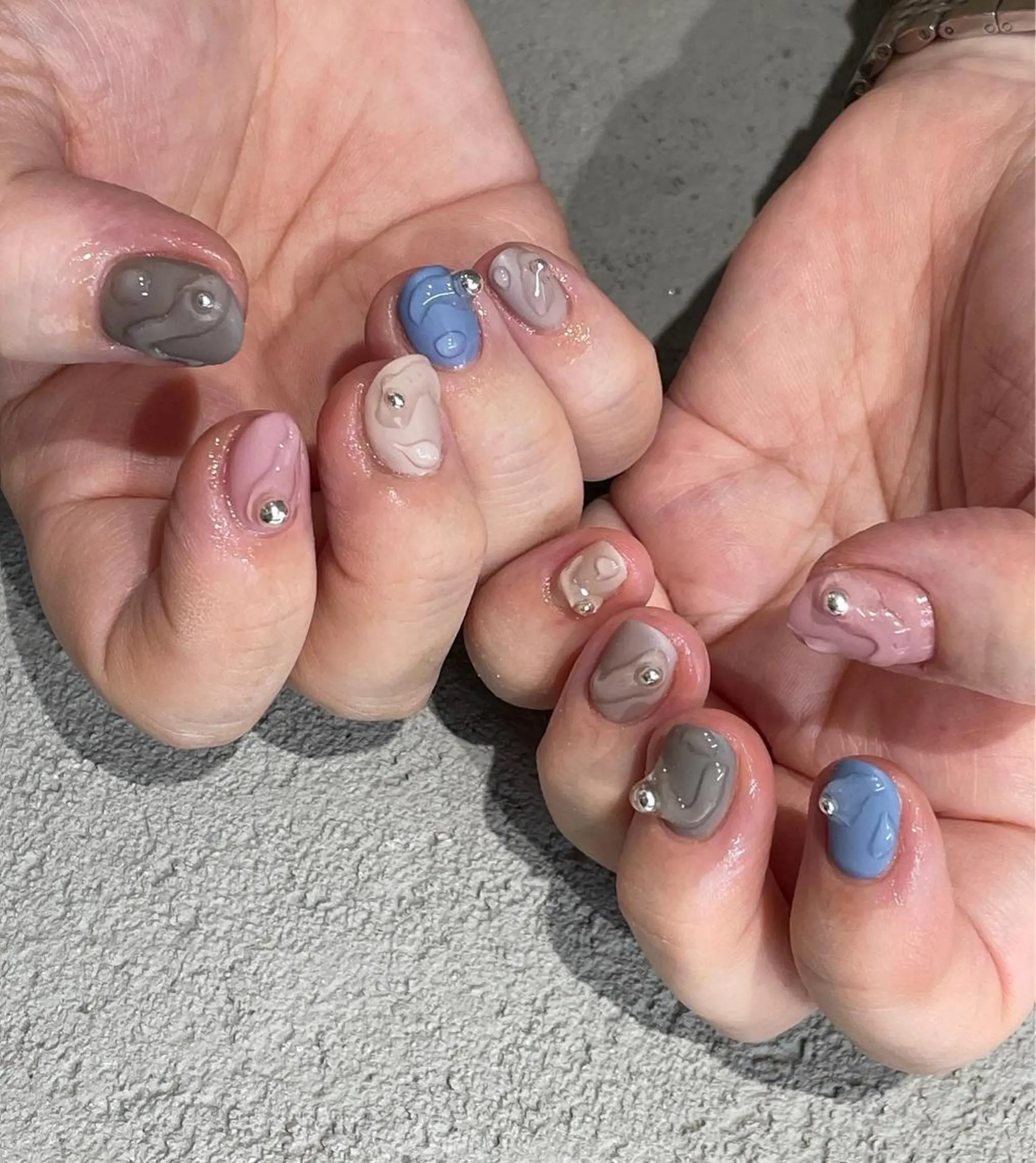 ミディアム m kaori𓃟のネイルデザイン