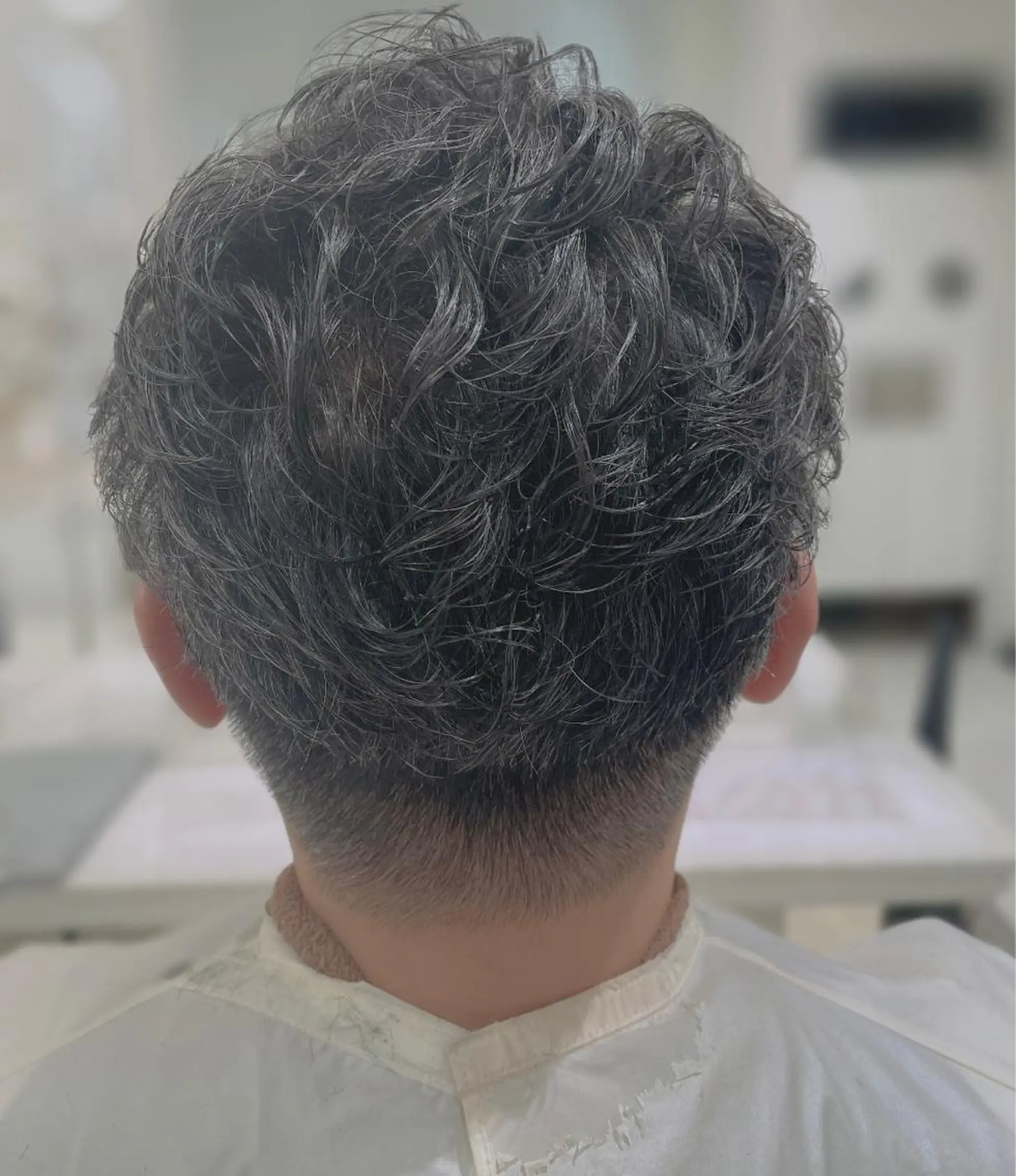 パーマ メンズ カット パーマ センターパート 川島爽楽のヘアスタイル