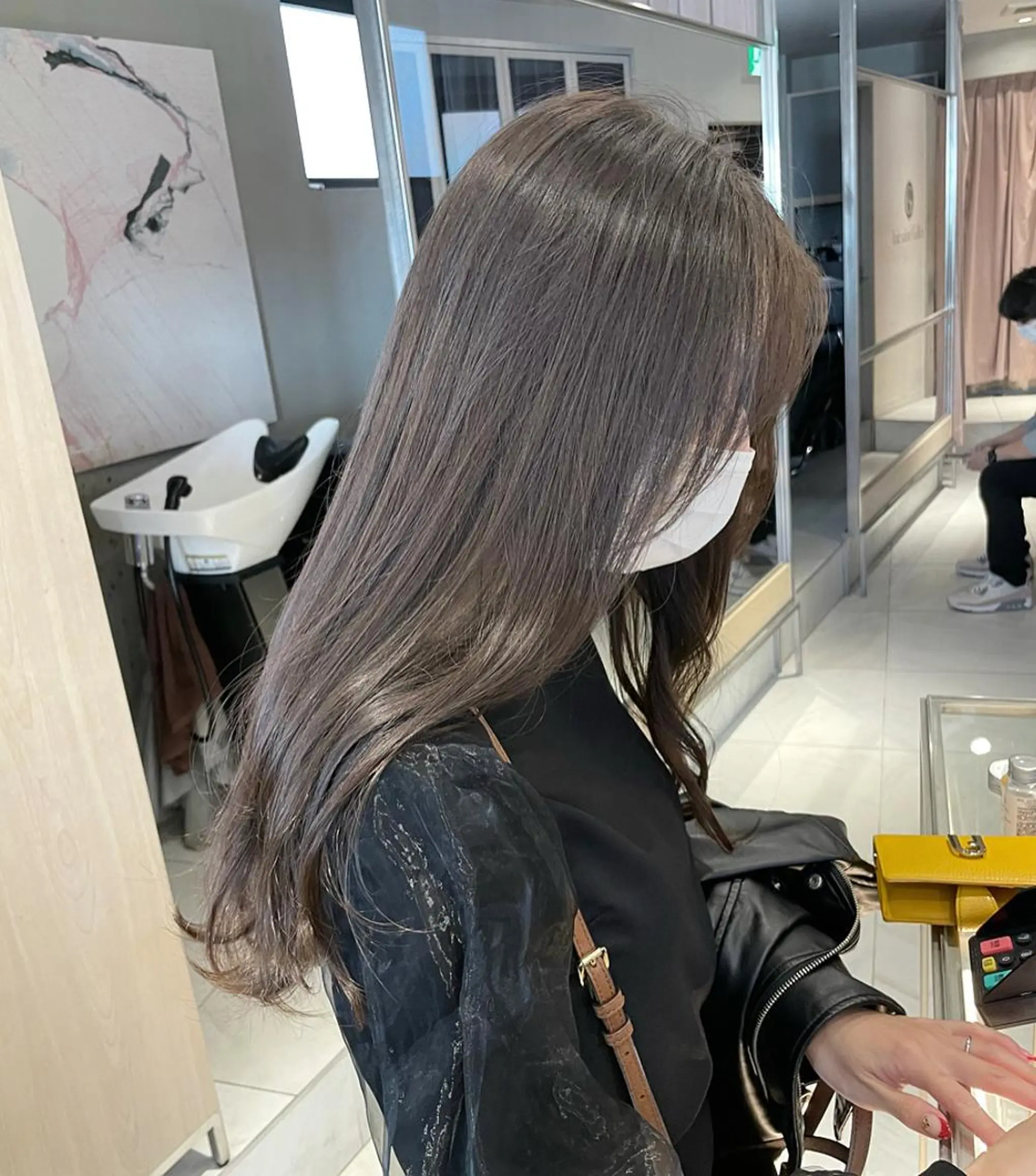 ロング カラー ヘアカラー トリートメント ヘッドスパ SALOWIN表参道 arist店所属・柔らか透け感カラー 🌿ムロヤリョウスケのヘアスタイル