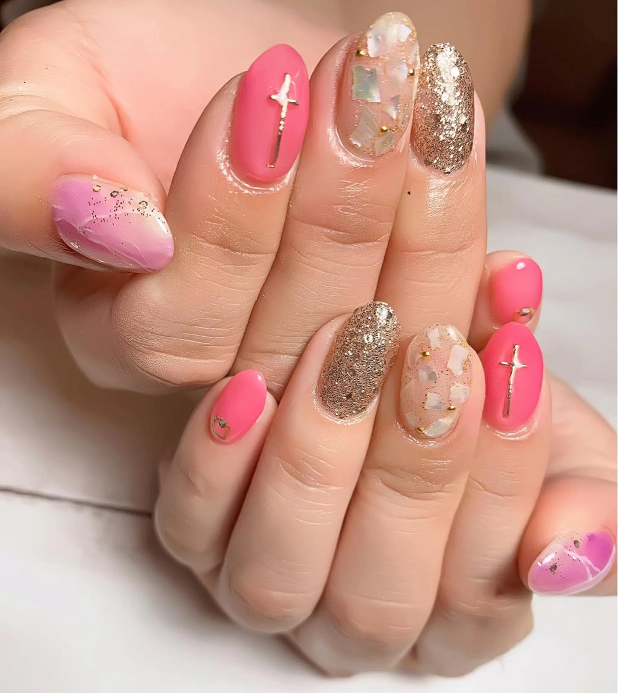 ネイル 菅野 愛花のネイルデザイン