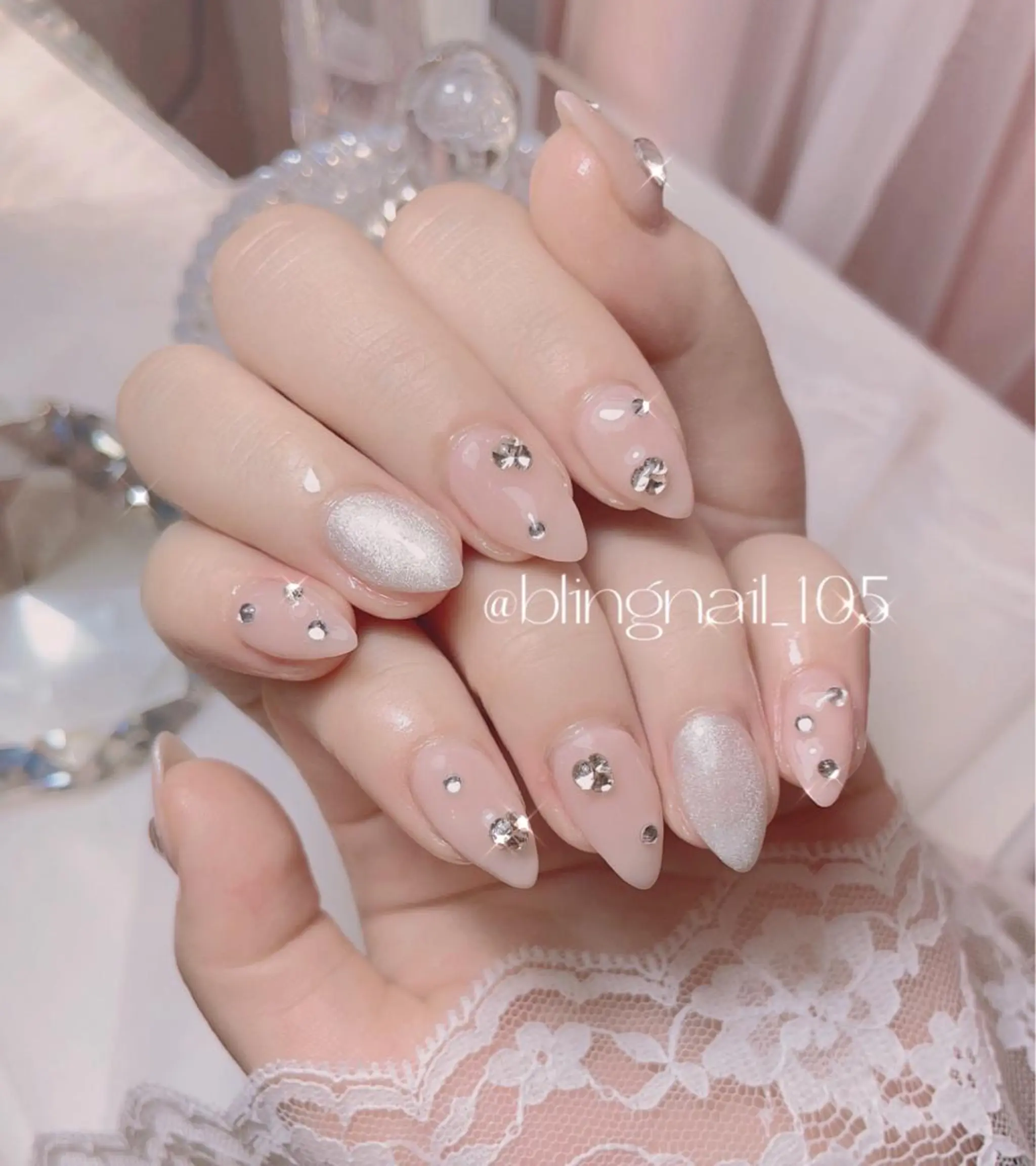 ネイル 23時まで❤︎韓国、 ワンホンネイルのネイルデザイン