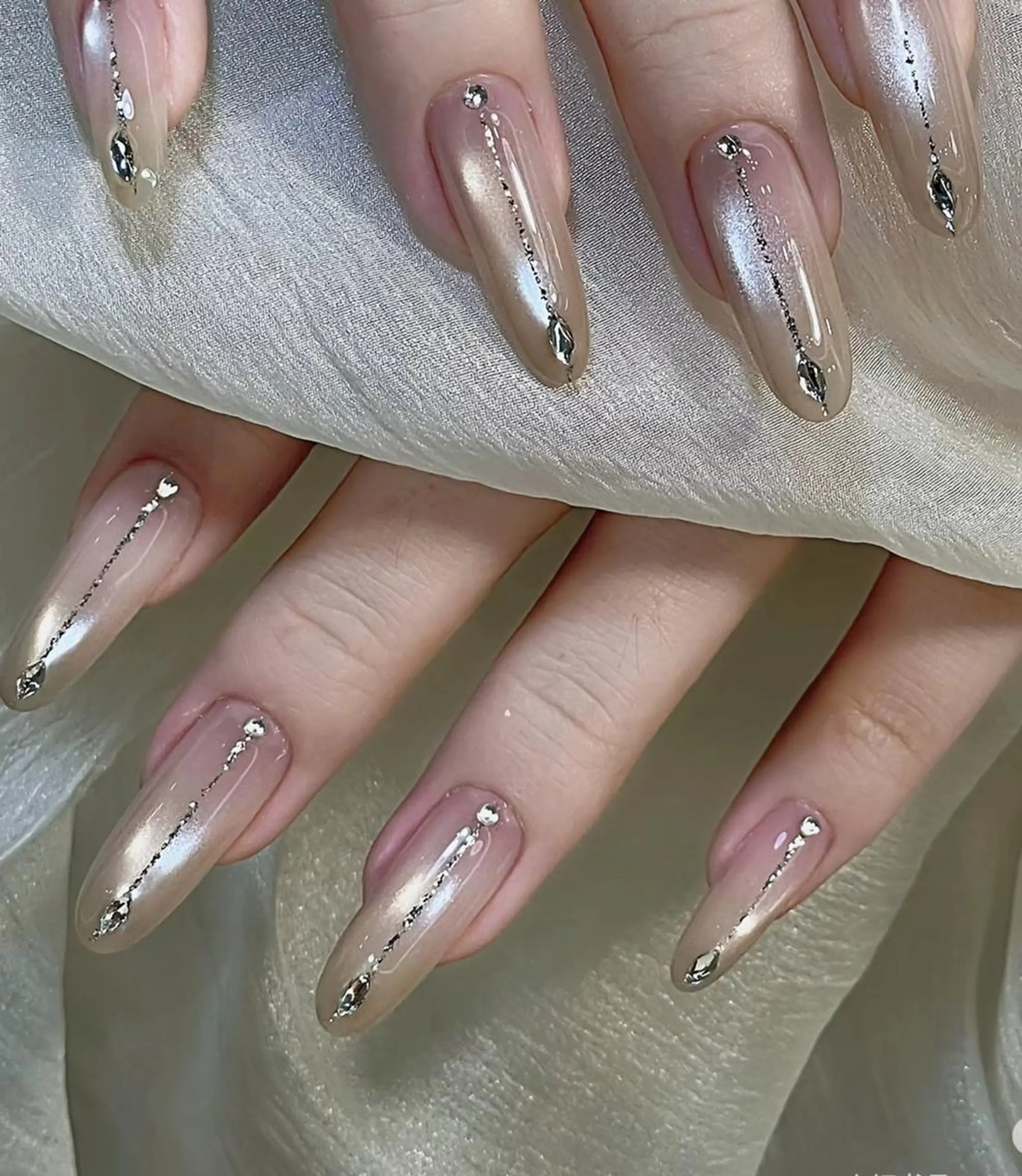 ネイル 長いだし/スカルプ/ パラシェルN.oneのネイルデザイン