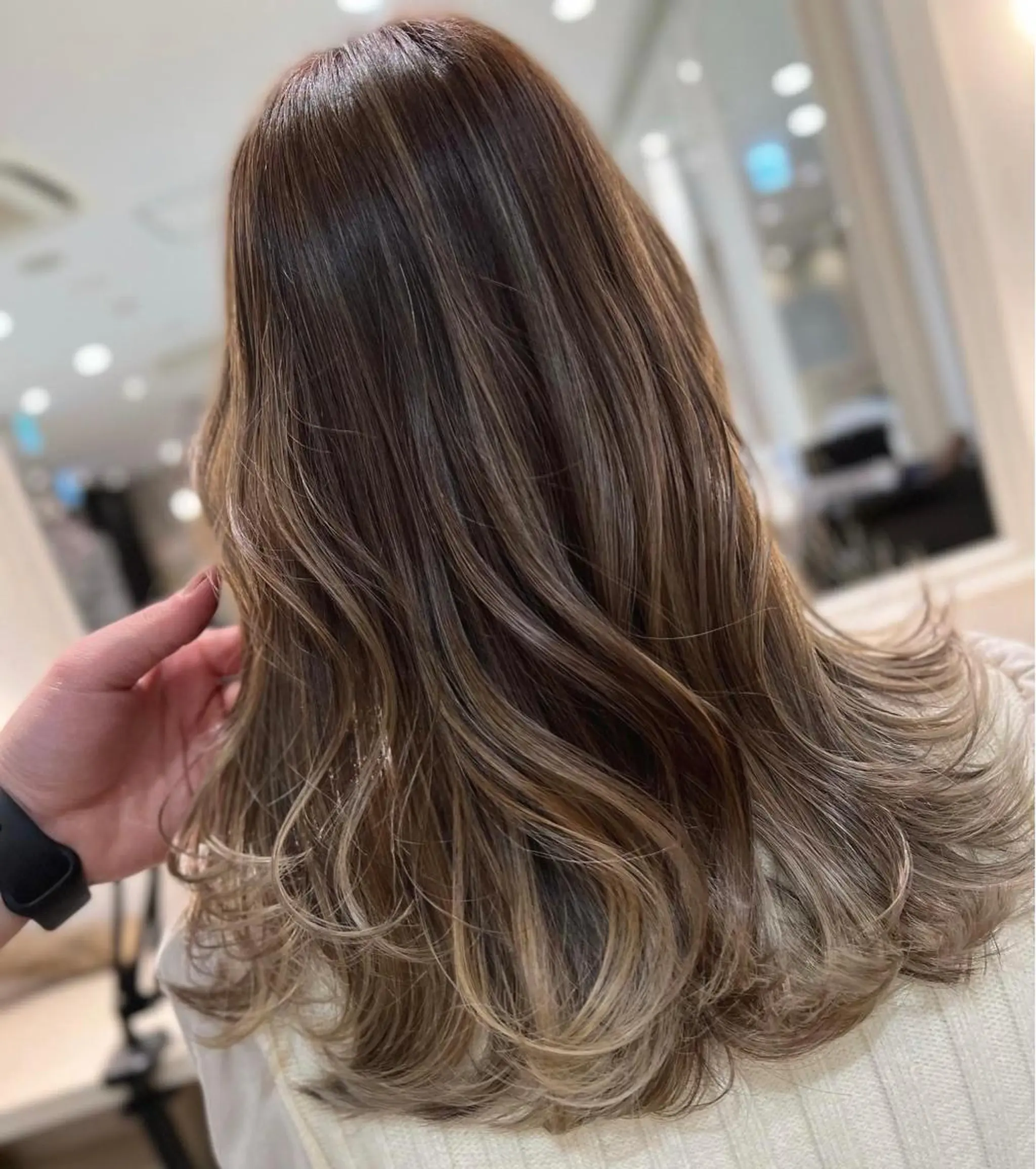 ミディアム カラー 🇺🇸海外デザイン iCON TOKYOのヘアスタイル