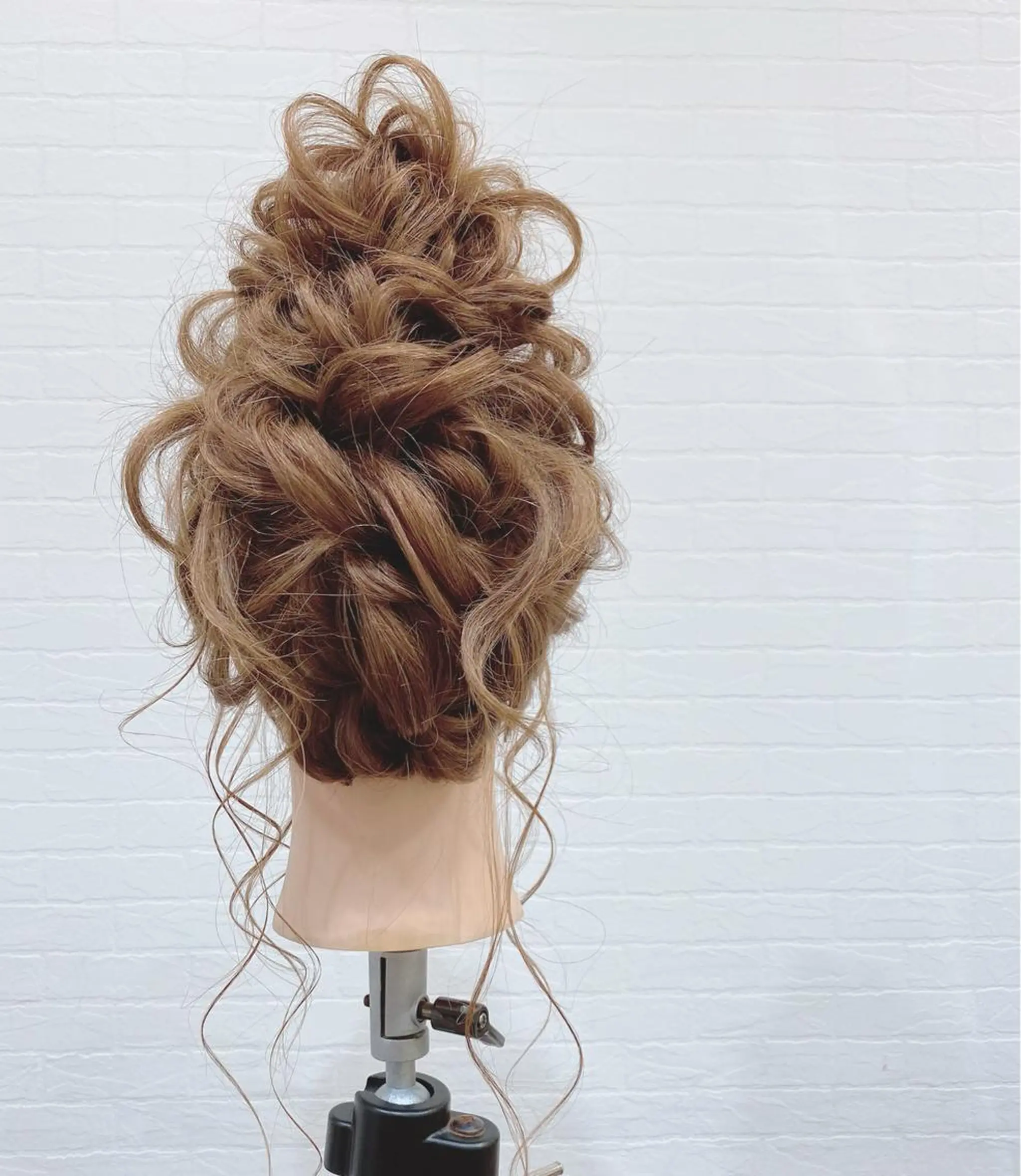 ロング ヘアアレンジ お団子ヘア ヘアセット GRANLUSSO 〜グランルッソ駅前店所属・木口 嘉美のヘアスタイル