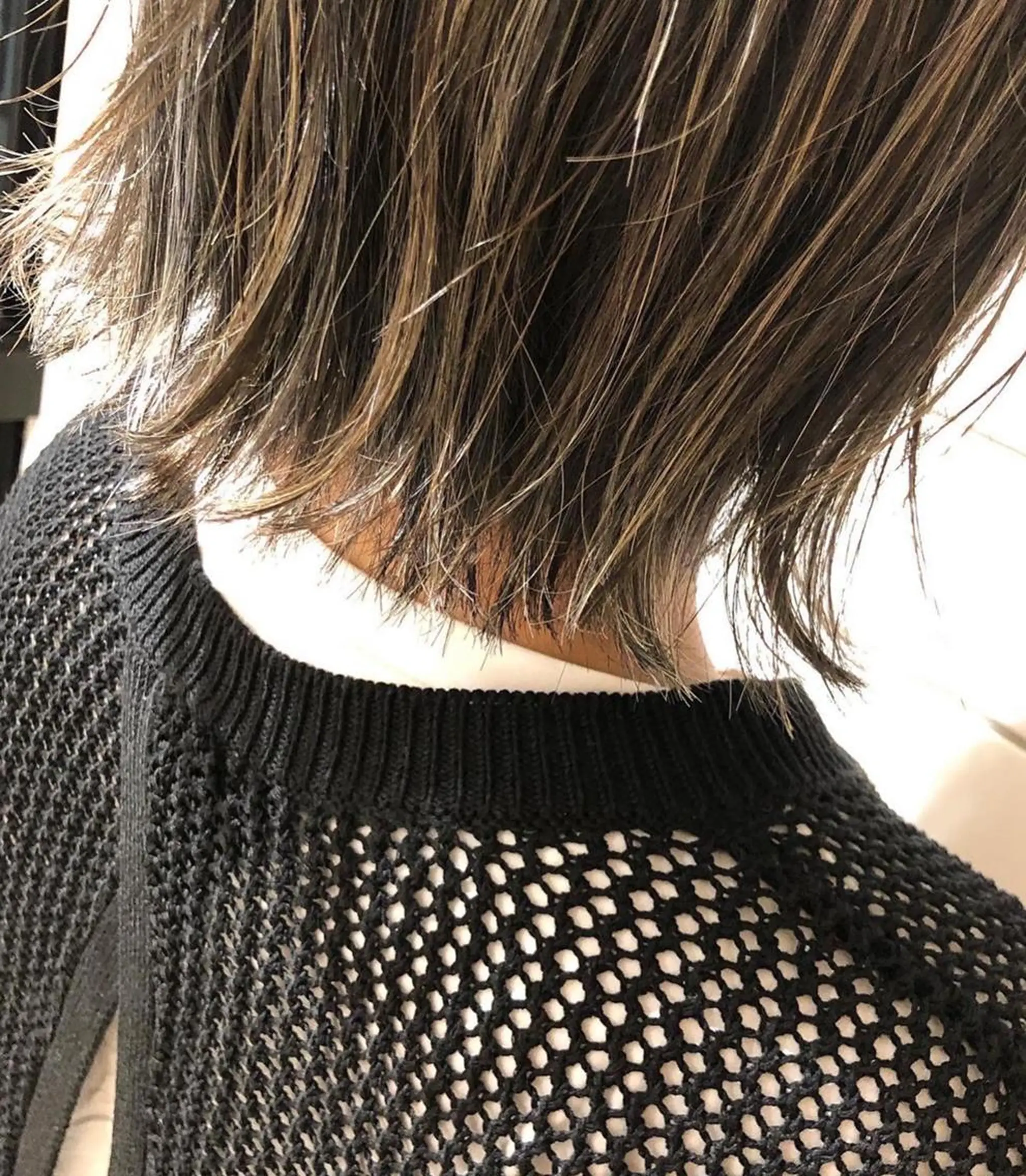 ミディアム カラー ハイライトカラー ハイライト 外ハネヘア -5歳大人ﾊｲﾗｲﾄ ✨津嘉山のヘアスタイル