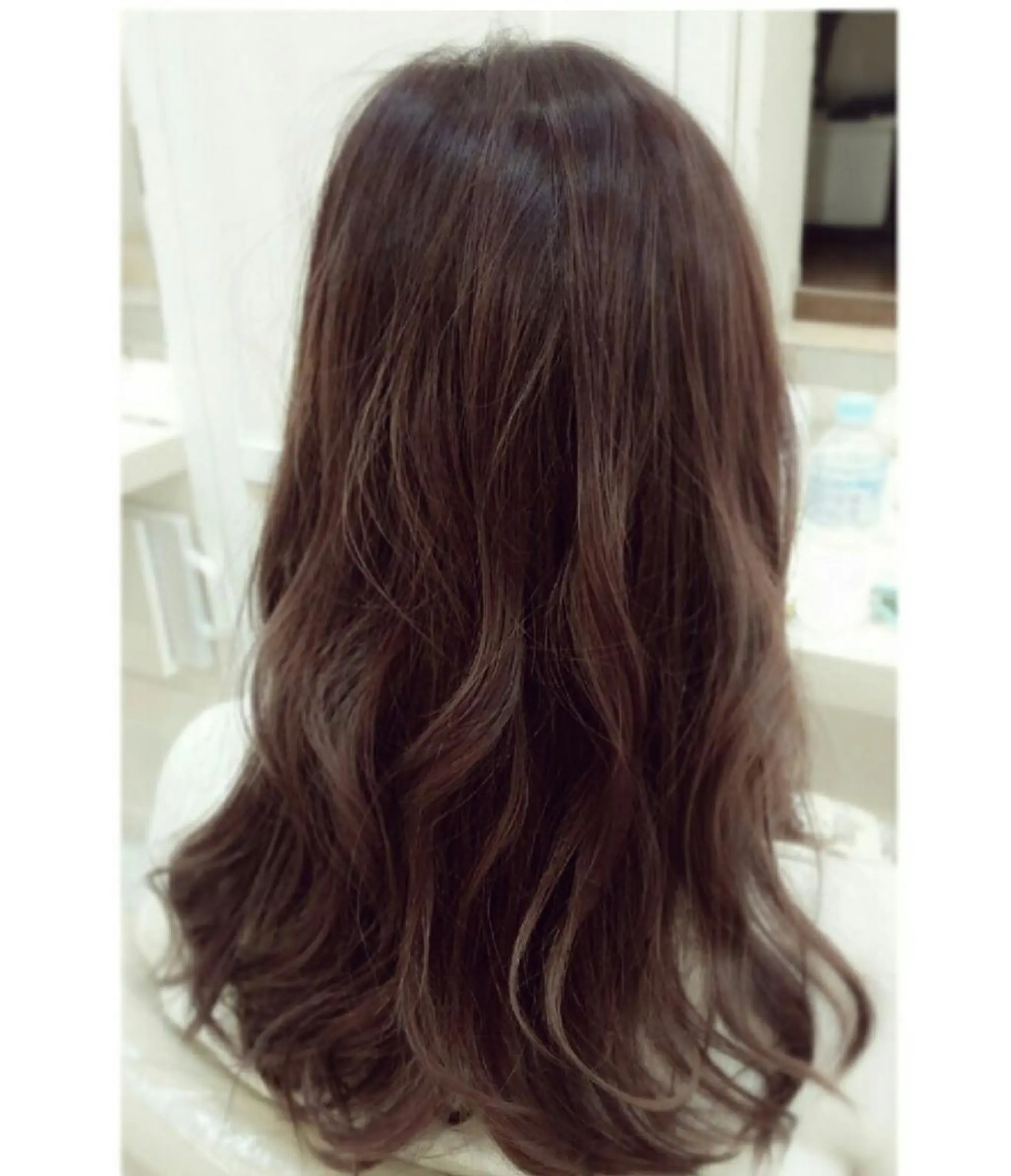 ロング カラー イルミナカラー カット パーマ 須賀 一美のヘアスタイル