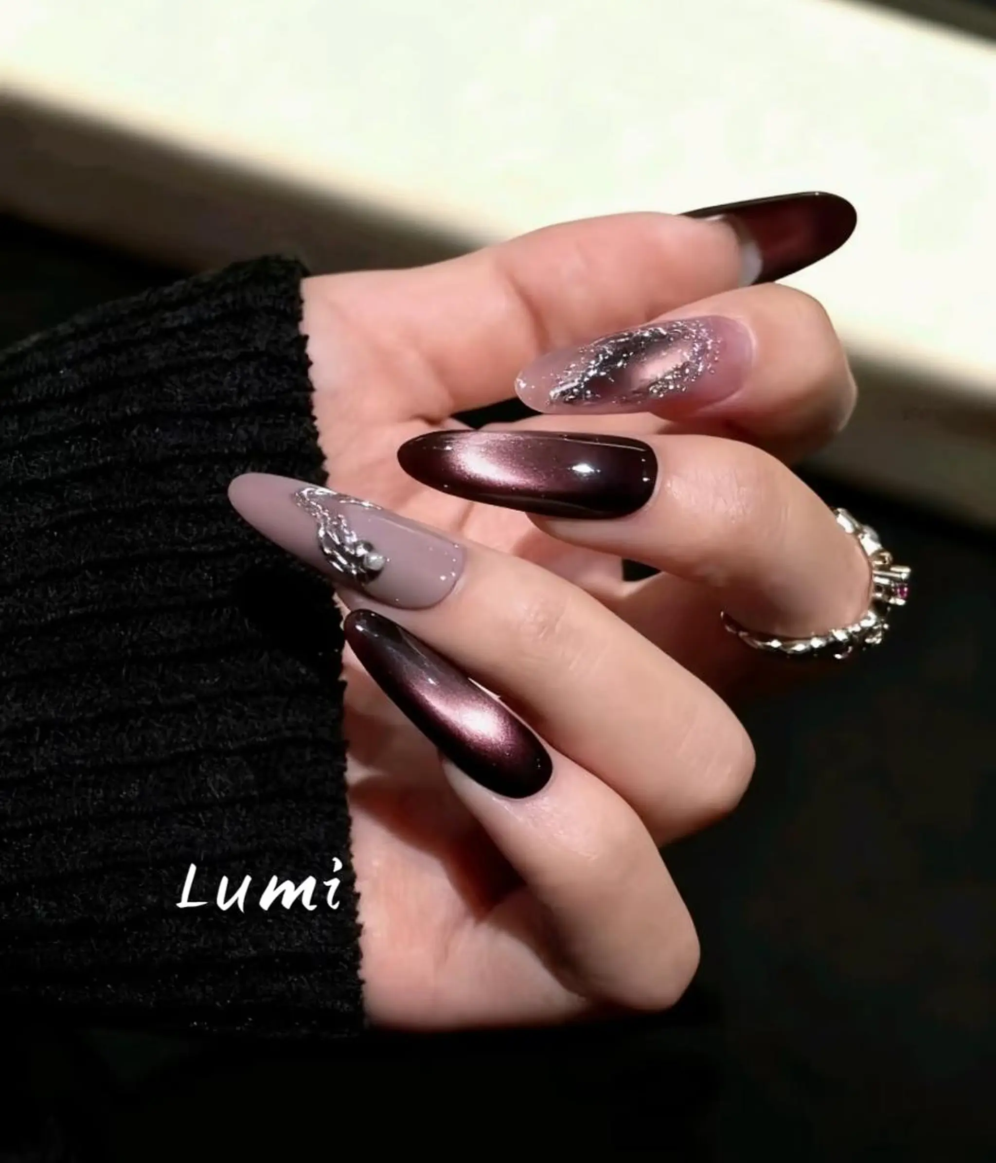 ネイル ツイードネイル 冬ネイル クリスマス 神崎 理沙のネイルデザイン