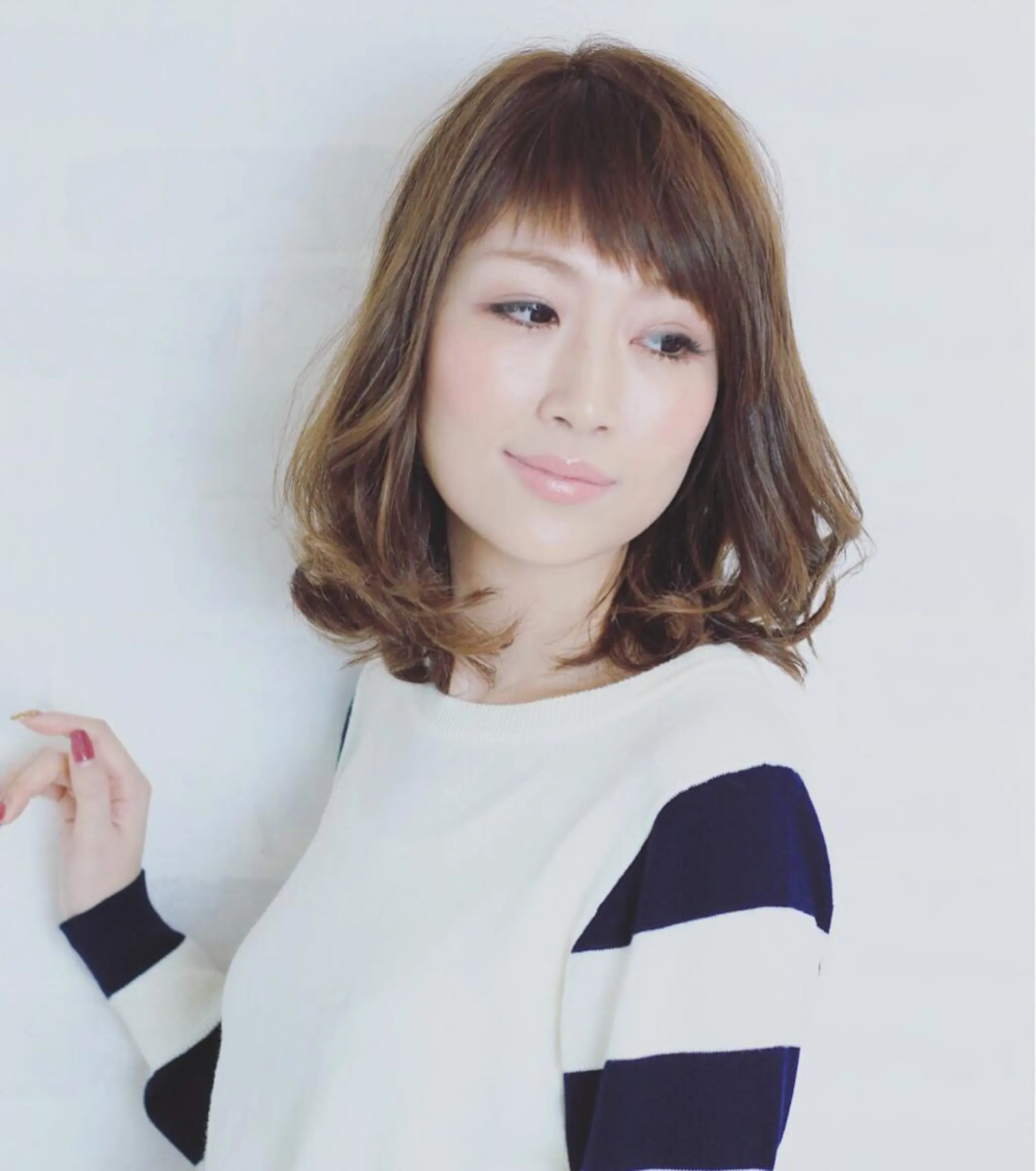 ミディアム ミディアムパーマ 高橋 慶一のヘアスタイル