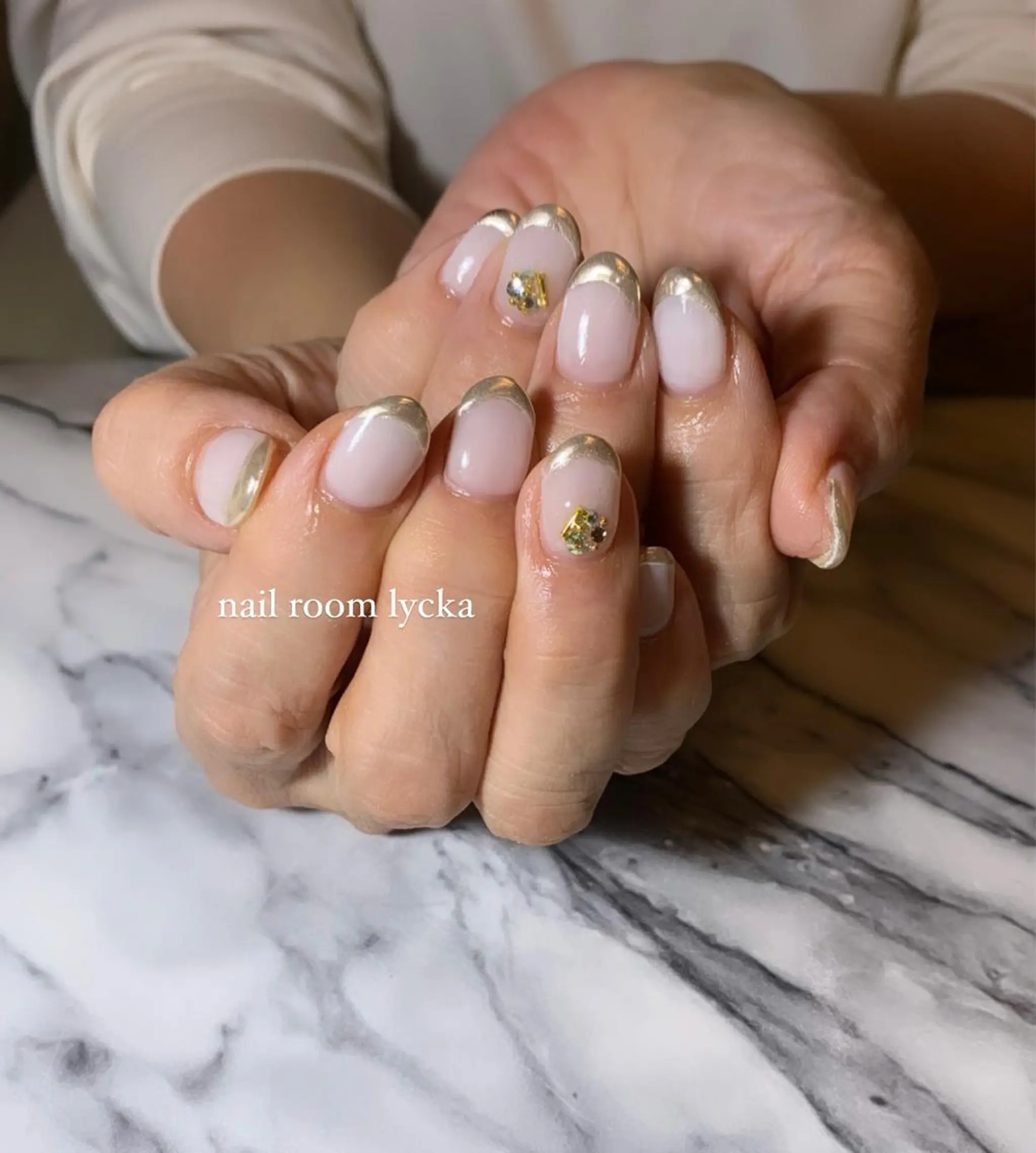 ネイル ﾈｲﾙﾙｰﾑﾘｯｶ 𝐦𝐚𝐲𝐮のネイルデザイン