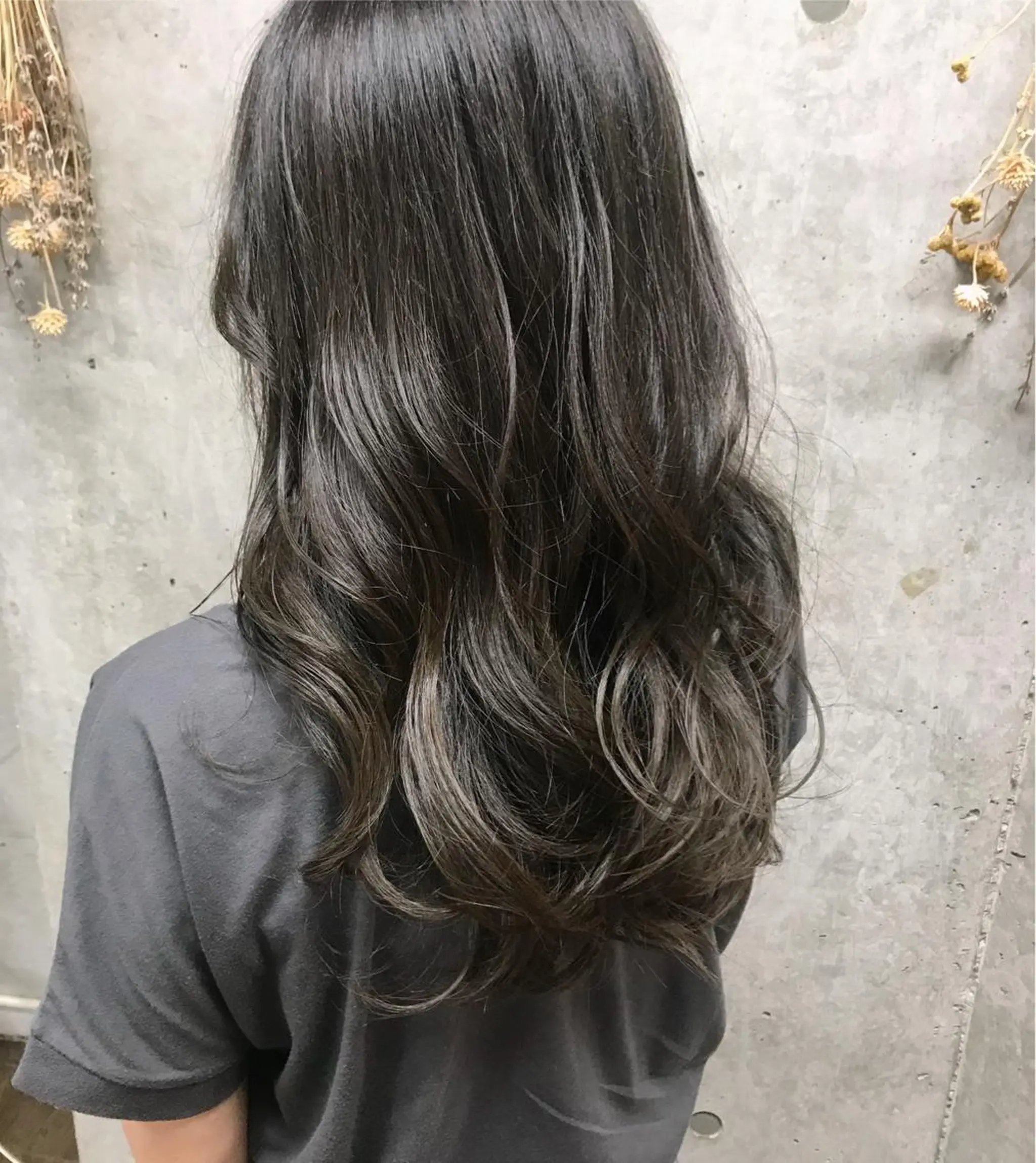 セミロング カラー アッシュ イルミナカラー clan所属・Satsuki ✂︎♡のヘアスタイル