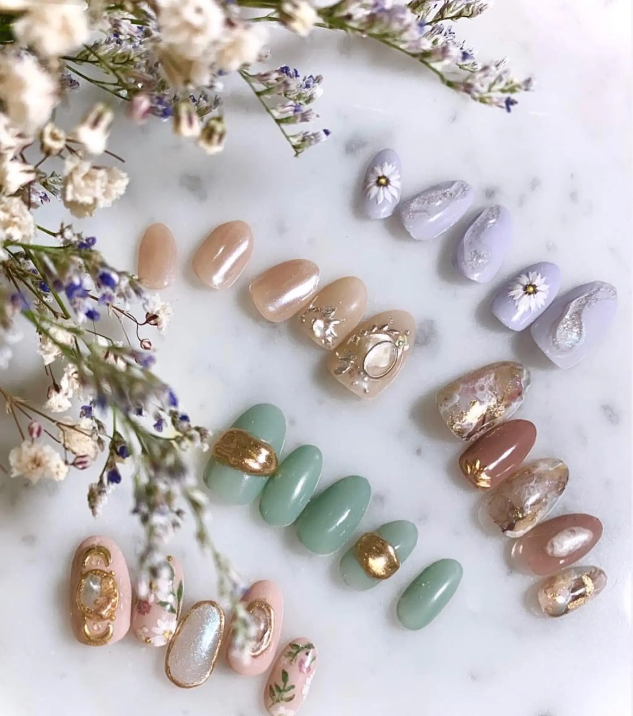 ネイル Charis エステ&ネイルのエステ・リラクイメージ