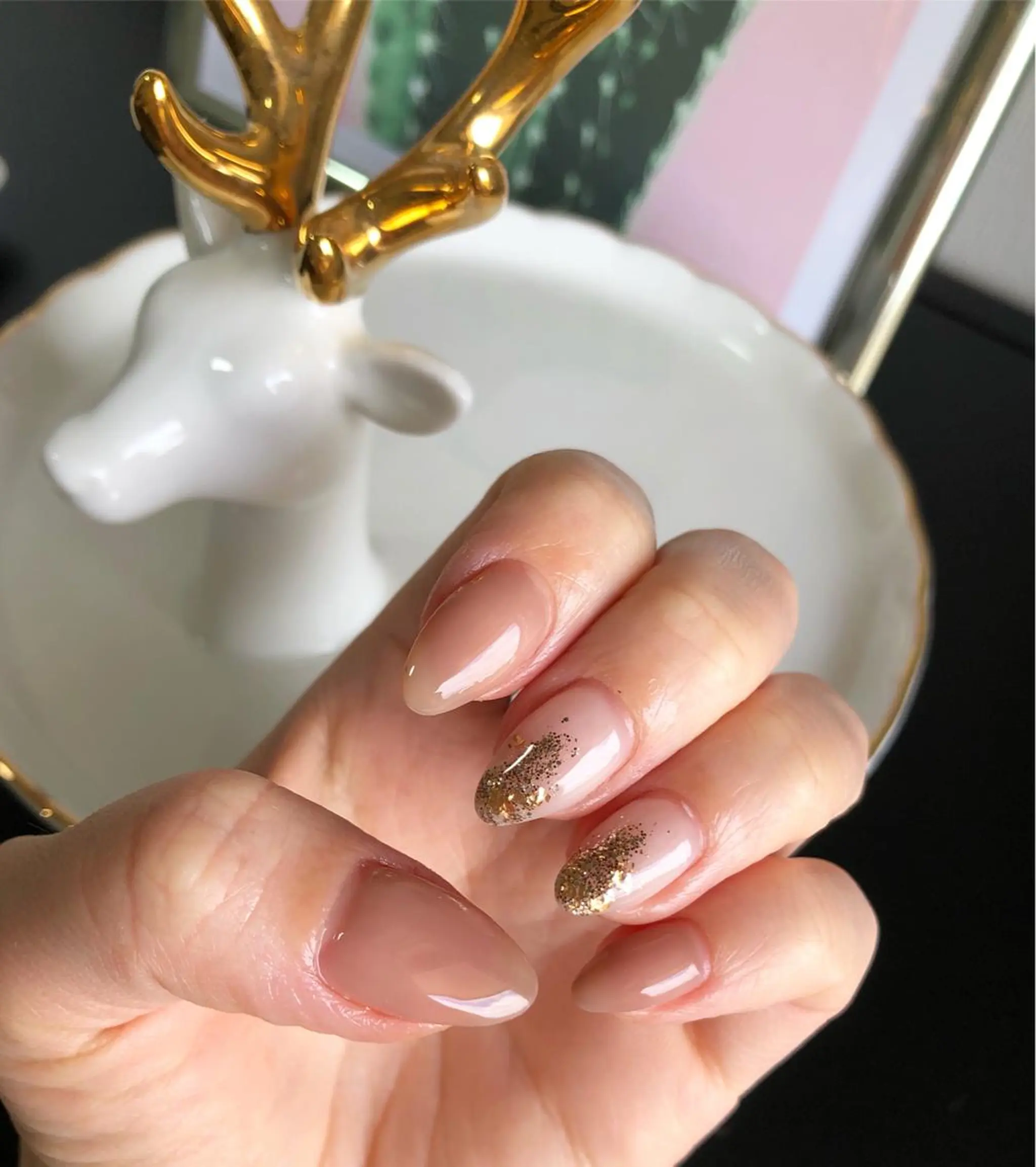 ネイル 黒葛原 めぐみのネイルデザイン