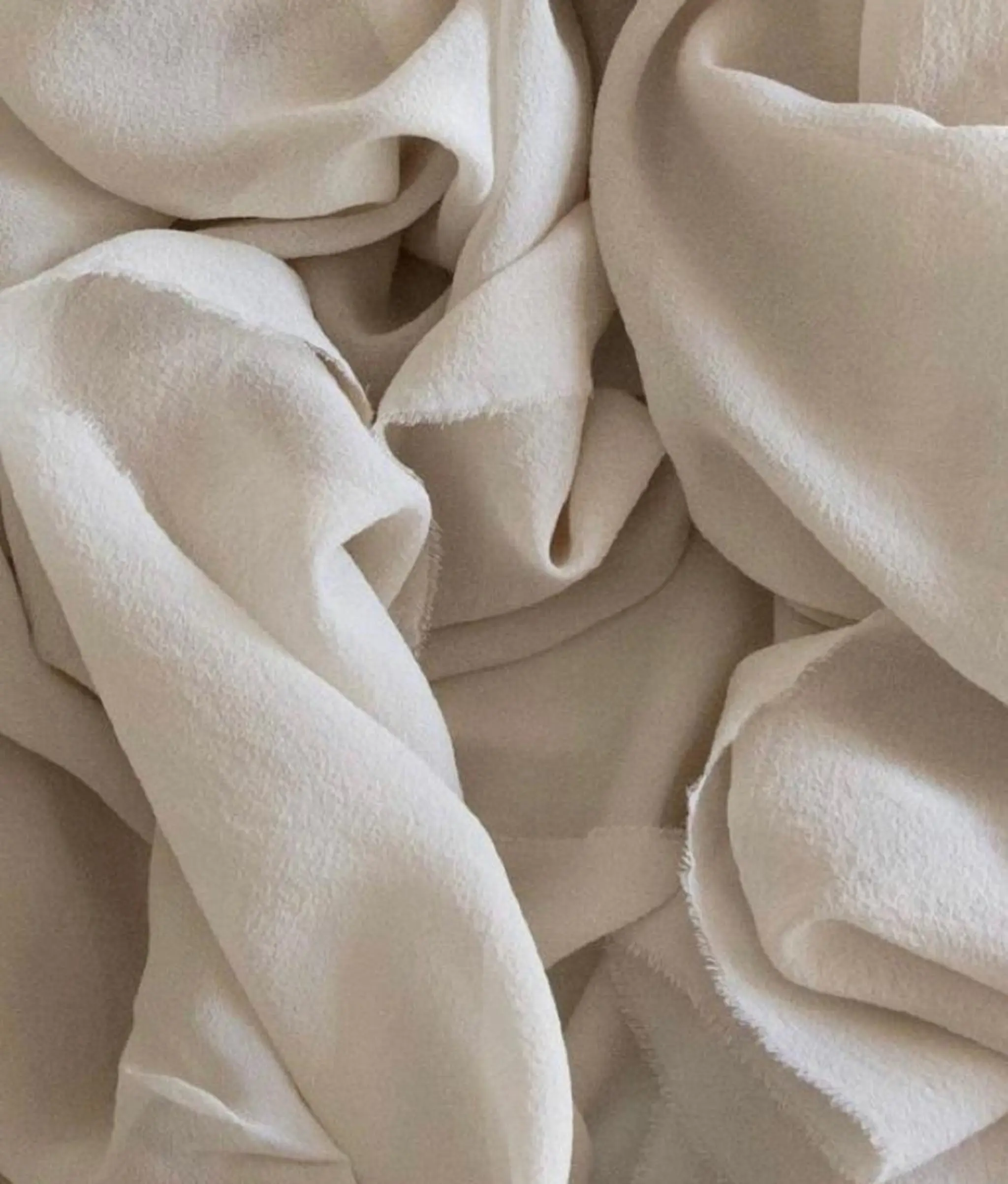 THE DAY所属・AKI HASHIMOTOのヘアスタイル