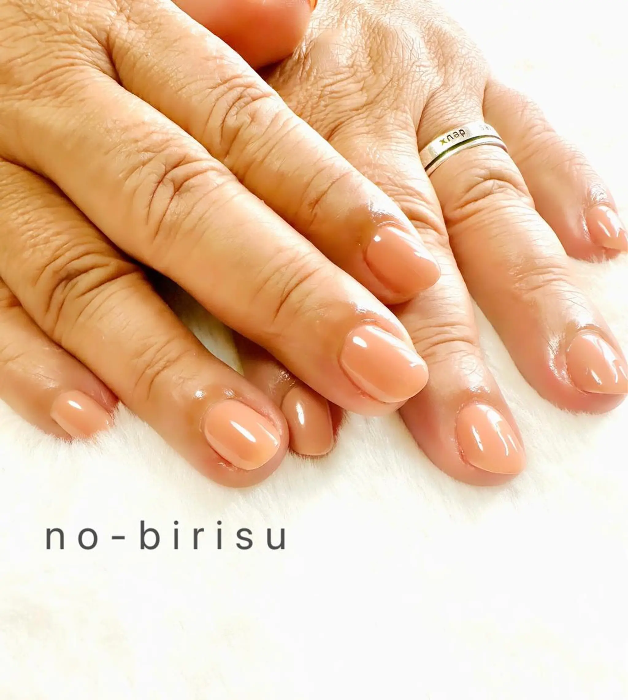 ネイル ハンドネイル no-birisu nailのネイルデザイン