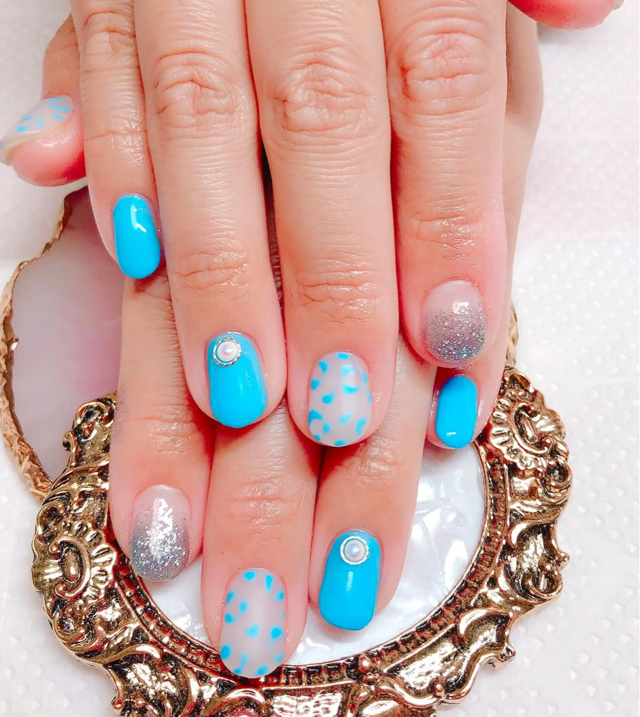 ネイル アートネイル ジェルネイル CROWN プライベートサロンのネイルデザイン