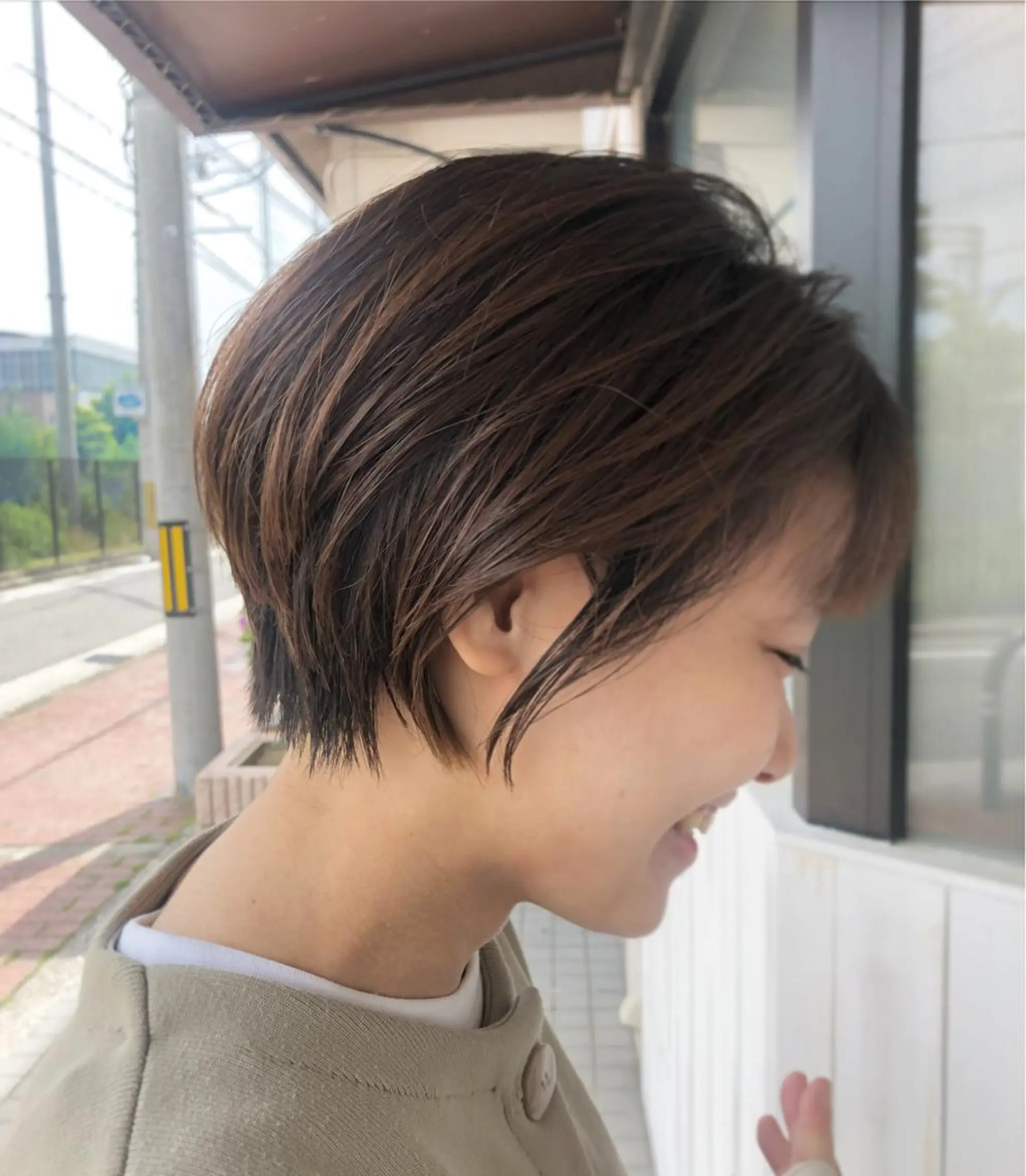 ショート ショートヘア MOLLA 浅香山店所属・谷口ゆめ/縮毛矯正/ 大人女子/眉ワックスのヘアスタイル