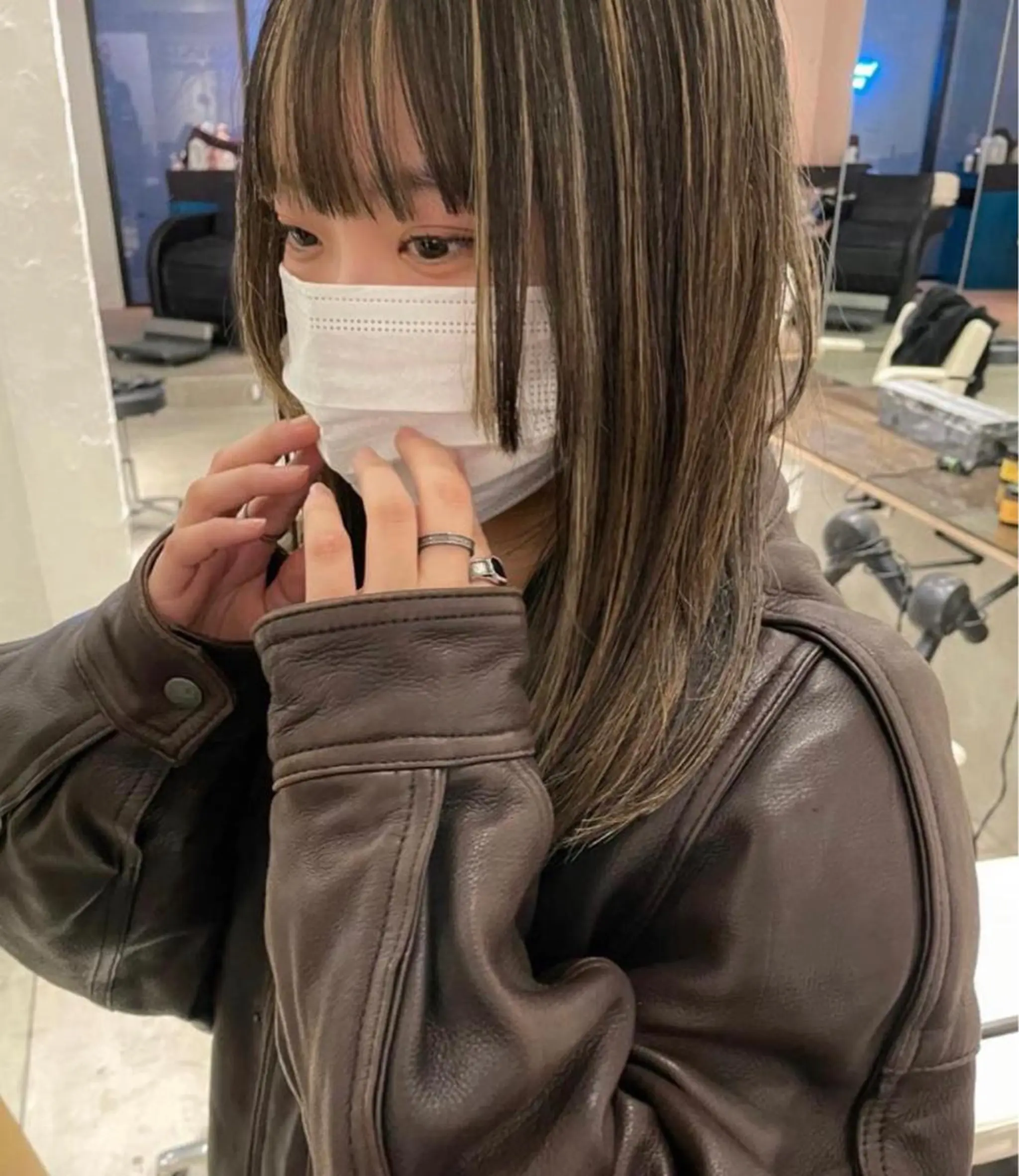 ロング カラー バレイヤージュ ブリーチ ケアブリーチ デザインカラー ダブルカラー スパイラルパーマ 🌐hina⭐️のヘアスタイル