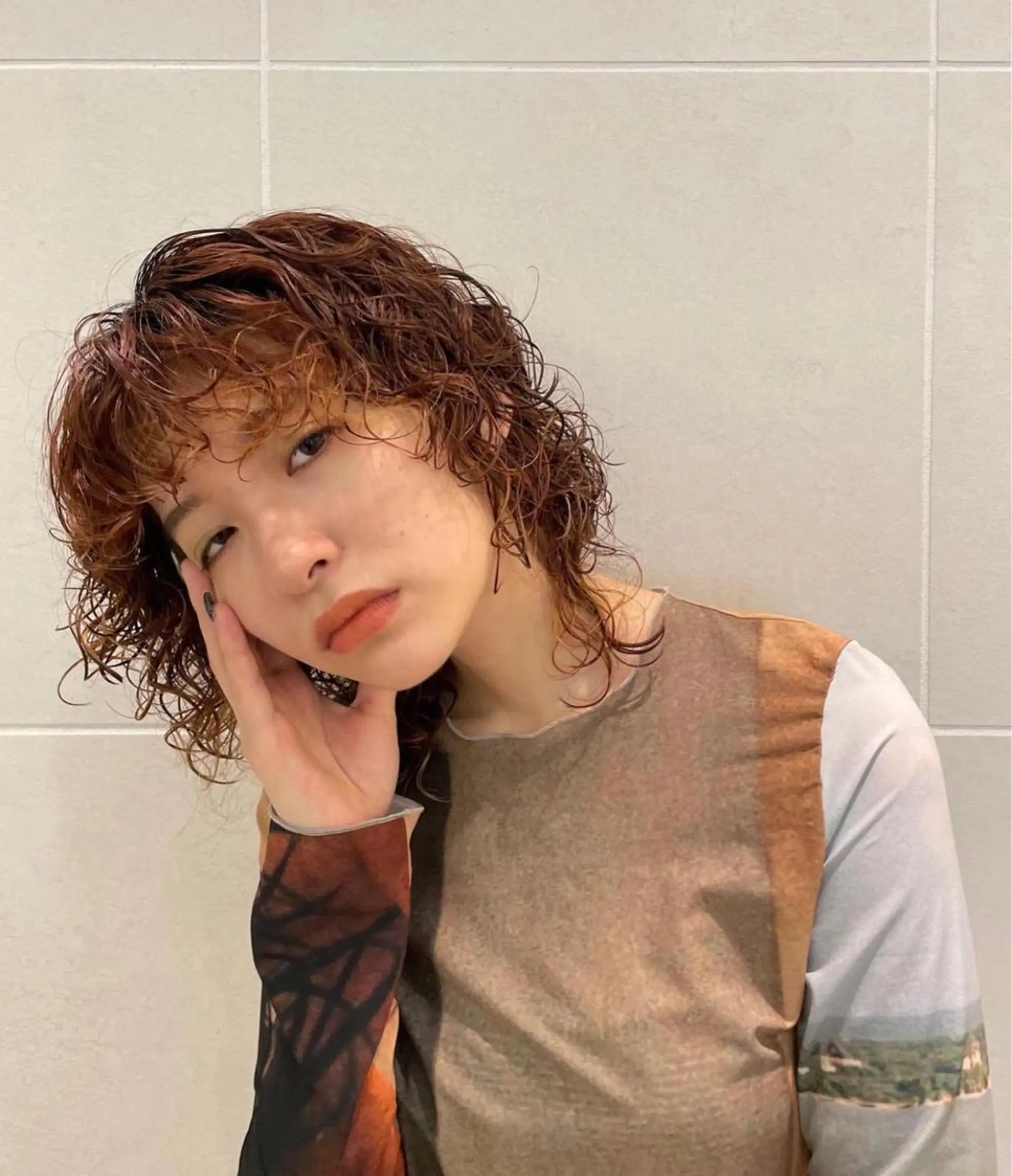 ミディアム パーマ NVEMO.所属・韓国ヘア💇🏼 kanonのヘアスタイル