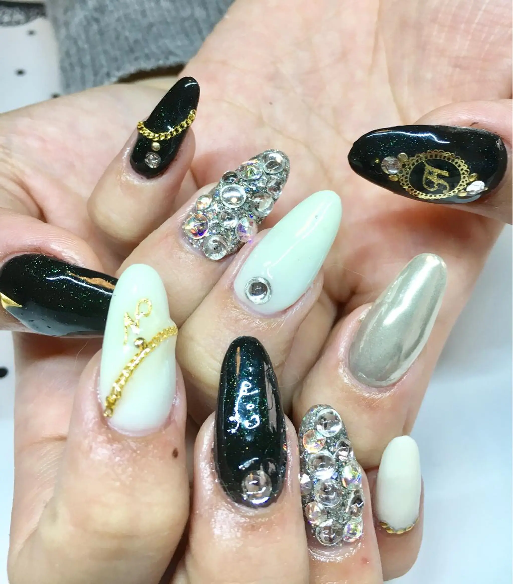 ネイル ジェルネイル スカルプネイル nailsalon sugarr所属・nailist cocoのネイルデザイン
