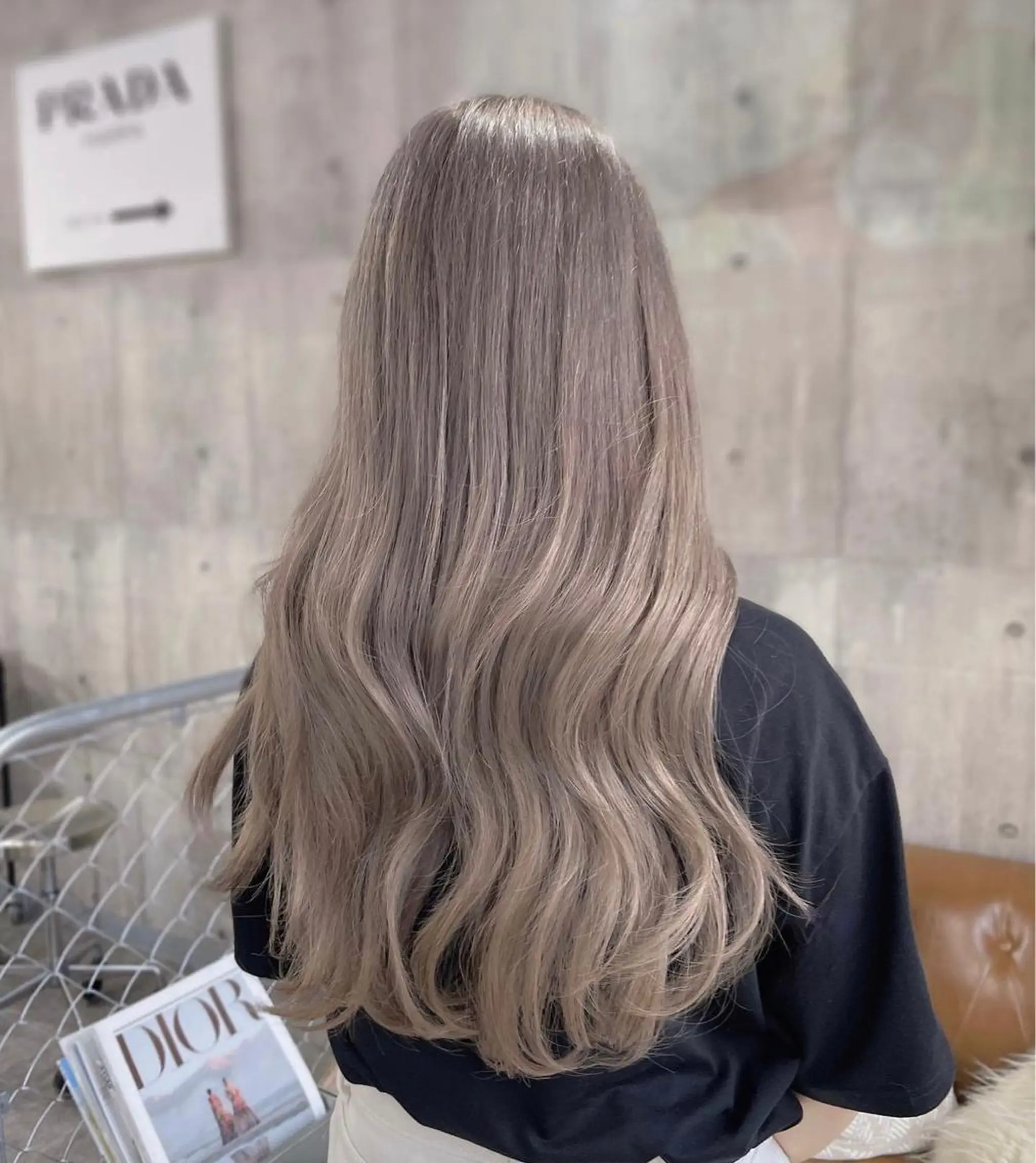 セミロング カラー ブリーチ ハイトーンカラー 学生 MIRAC所属・Ryoichi⛓️ 韓国ヘア/ハイトーンのヘアスタイル