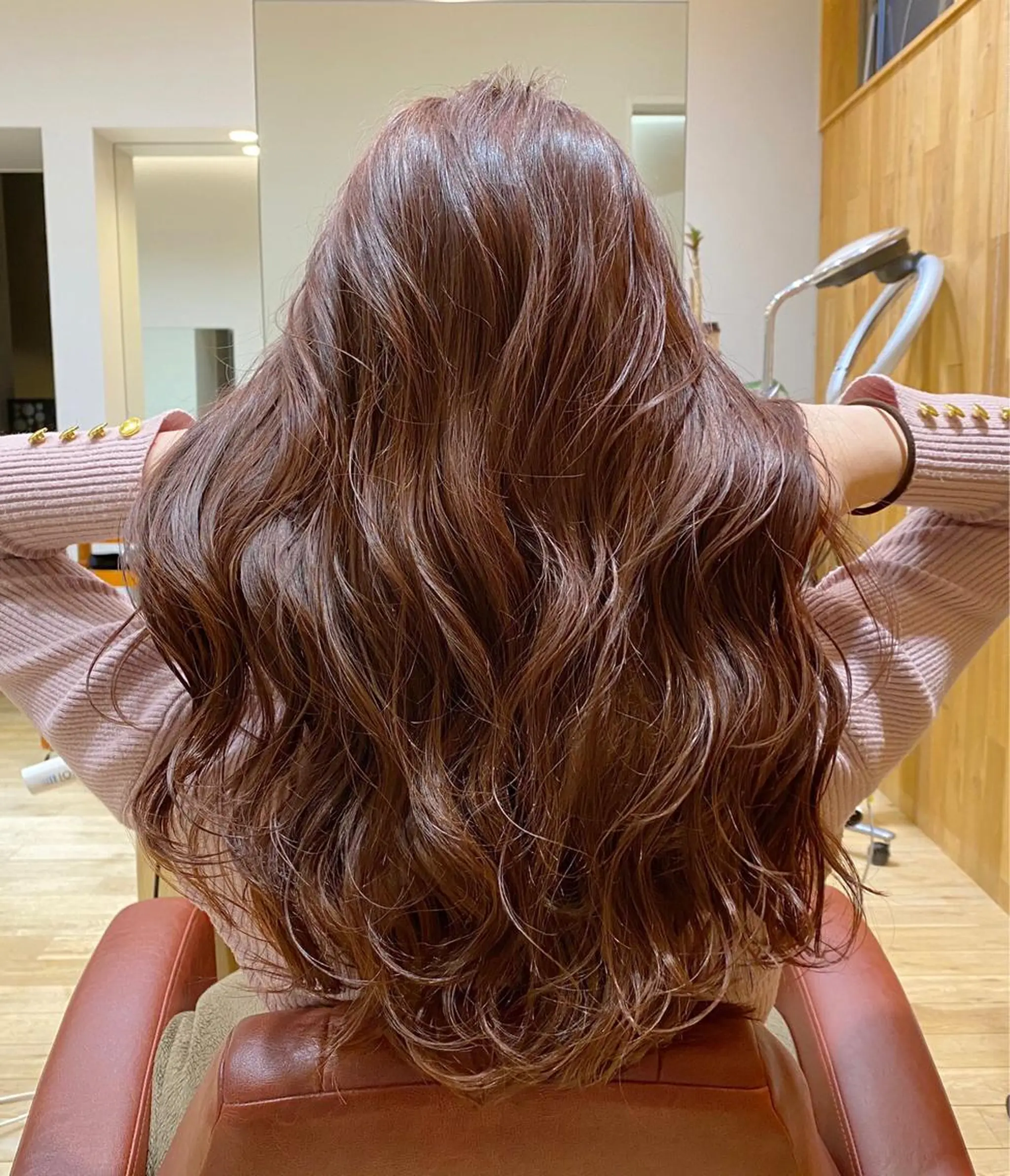 ロング カラー 飯泉 春乃のヘアスタイル