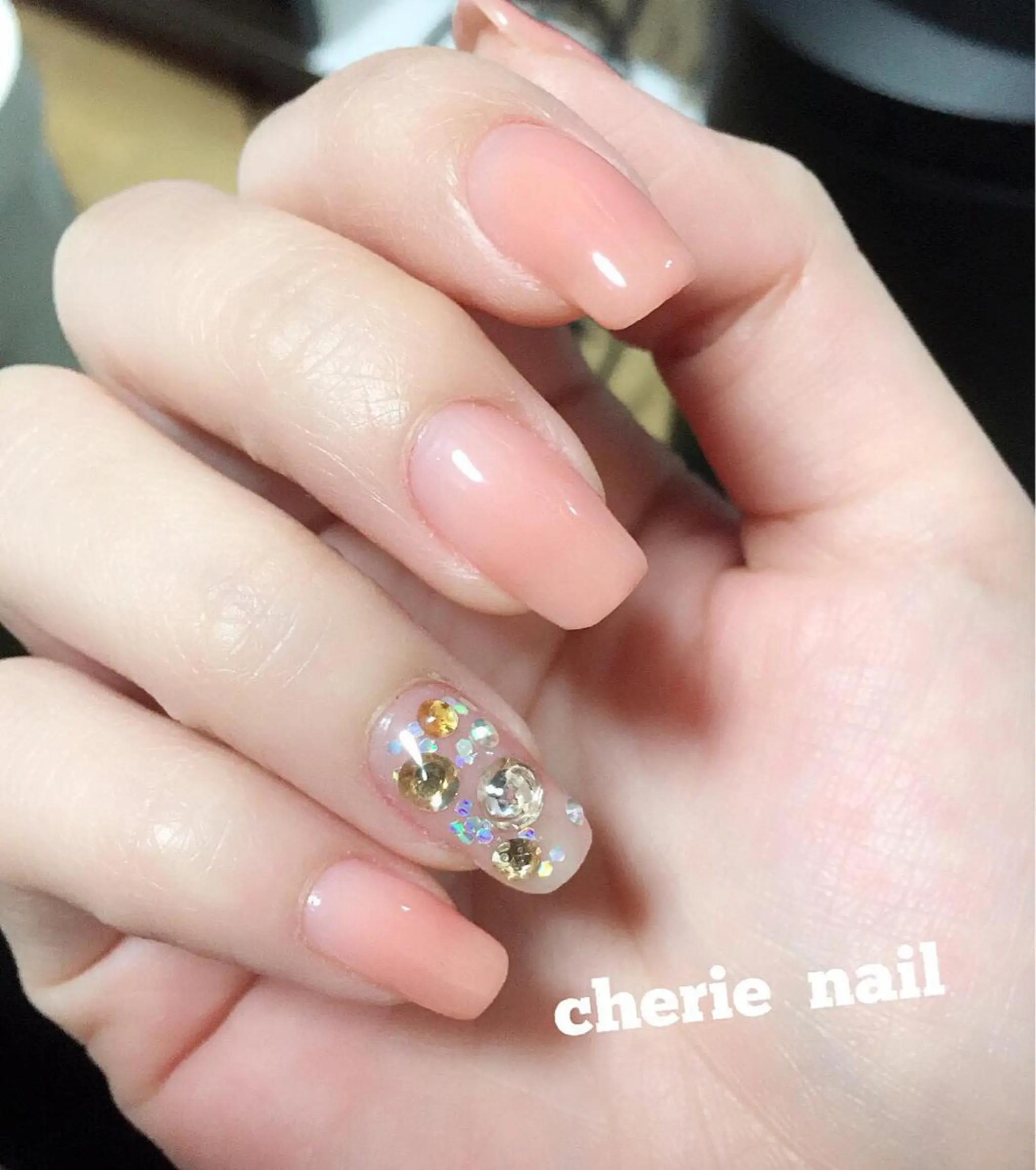 ネイル ジェルネイル cherie nail所属・馬場 鮎のエステ・リラクイメージ